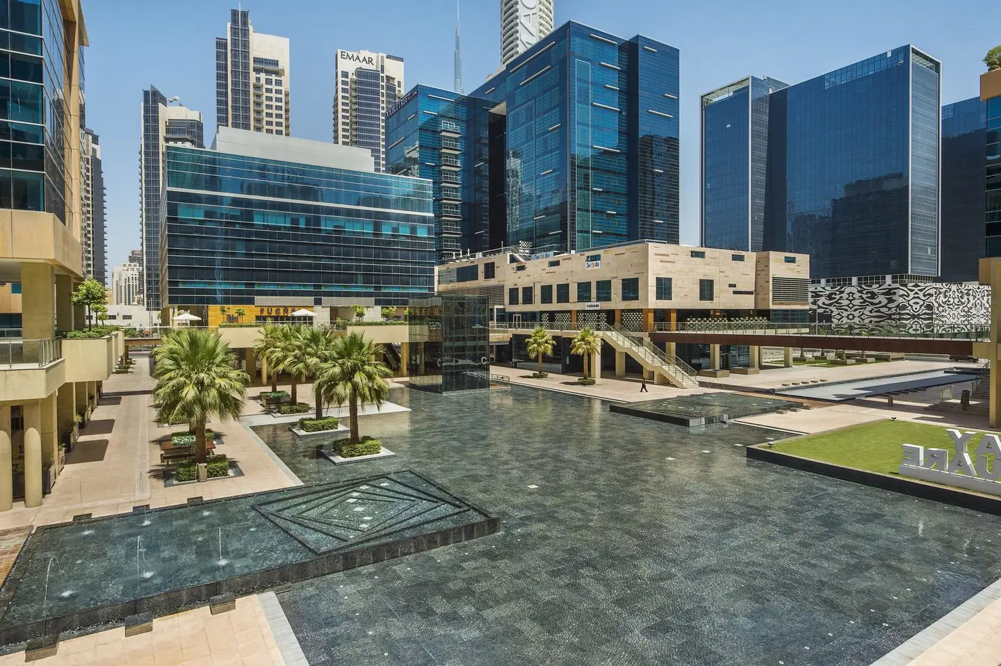 DoubleTree by Hilton Dubai - Business Bay EXTERIOR
