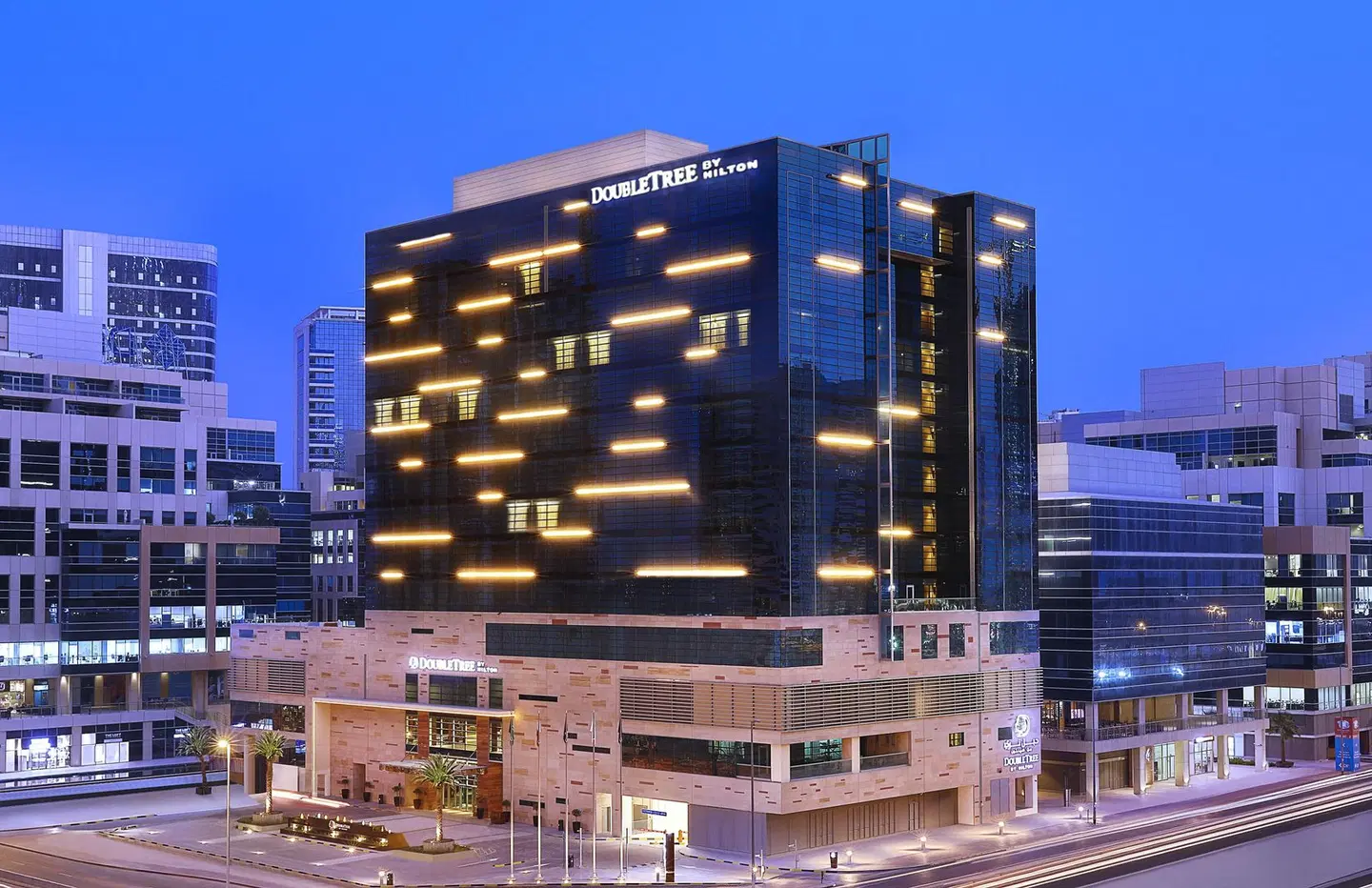DoubleTree by Hilton Dubai - Business Bay EXTERIOR
