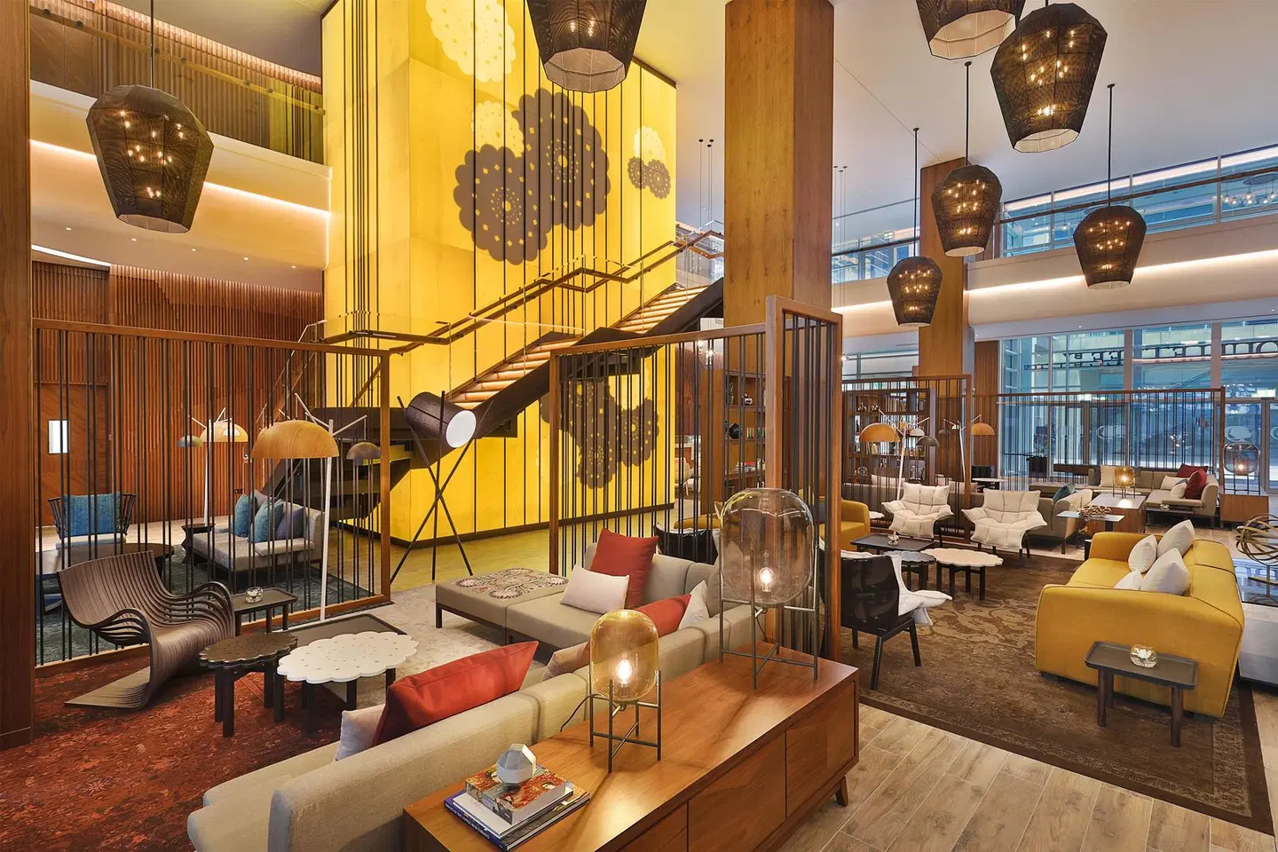 DoubleTree by Hilton Dubai - Business Bay Bar