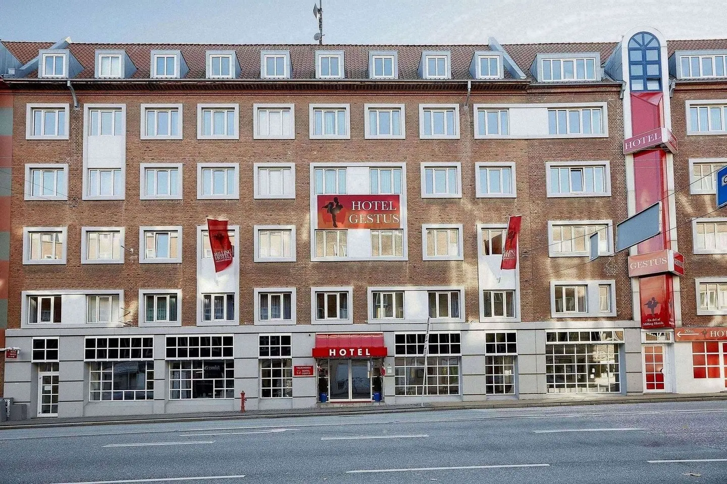 Milling Hotel Gestus EXTERIOR