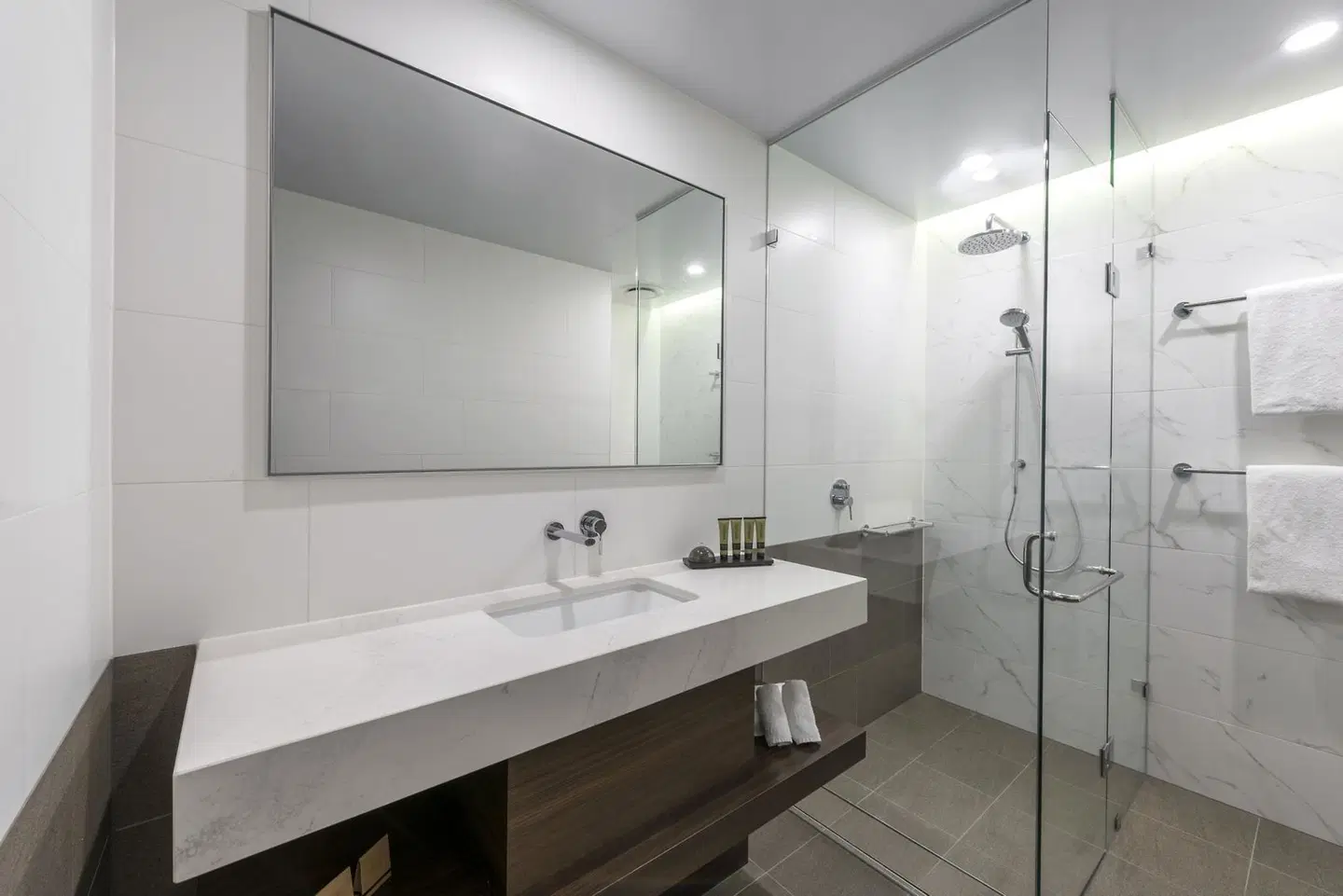 Rydges Perth Kings Square Badezimmer