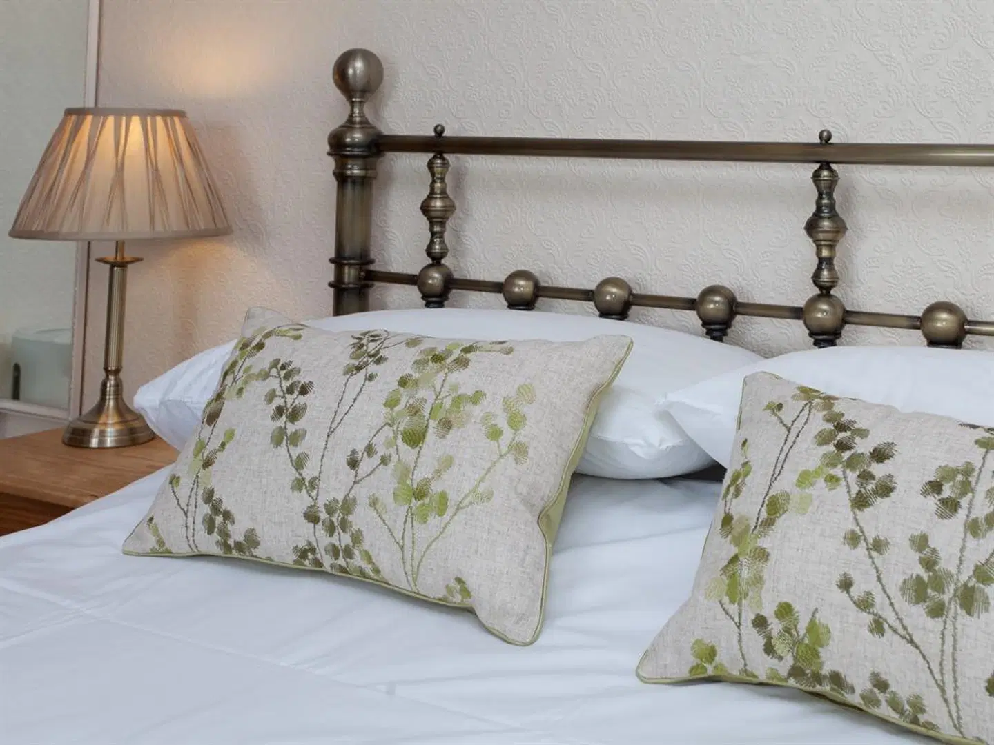 Elmington ROOM_EXAMPLE