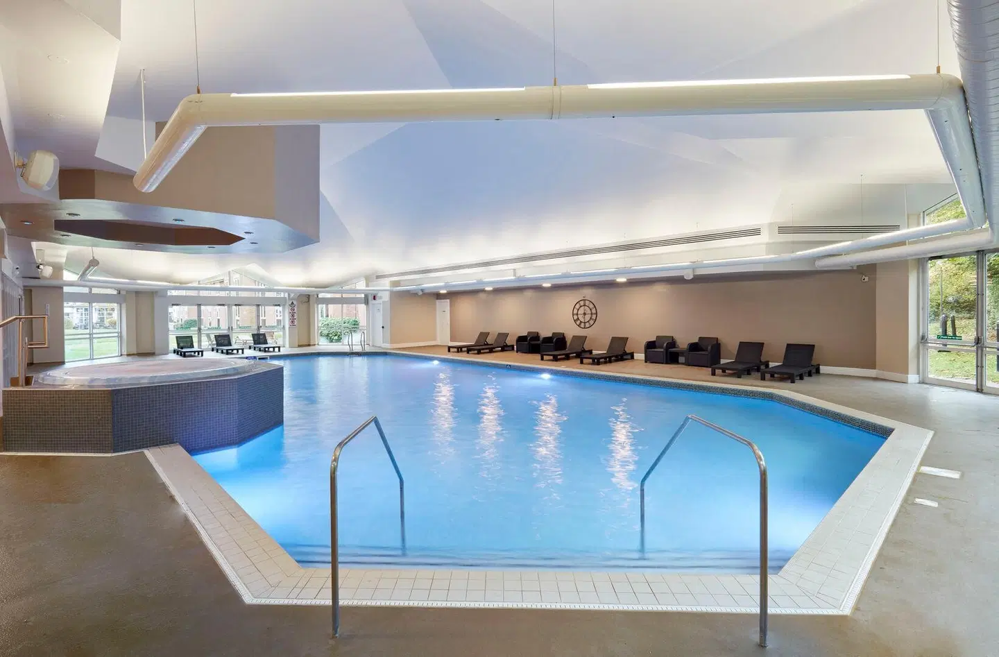 Coldra Court Hotel by Celtic Manor Hallenbad