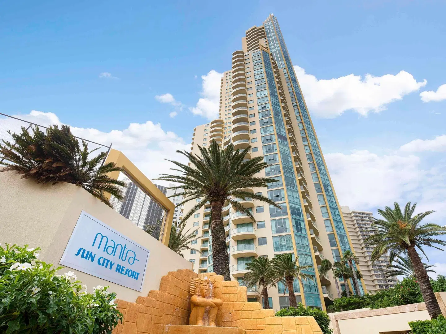 Mantra Sun City Surfers Paradise EXTERIOR