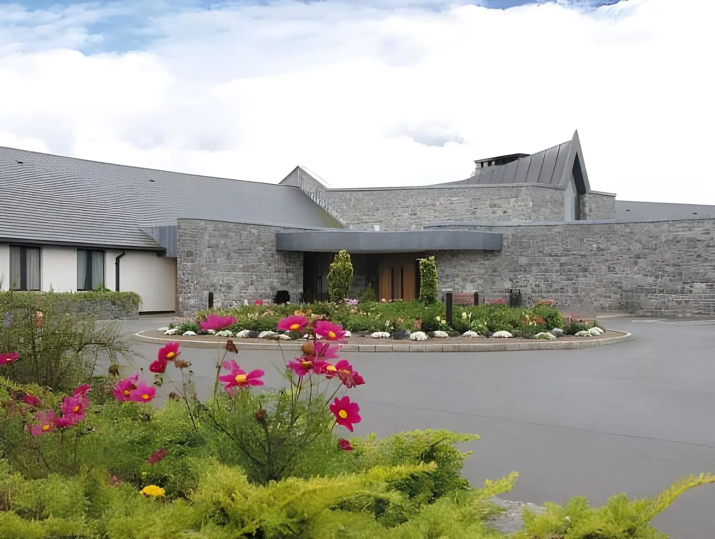 Knock House EXTERIOR