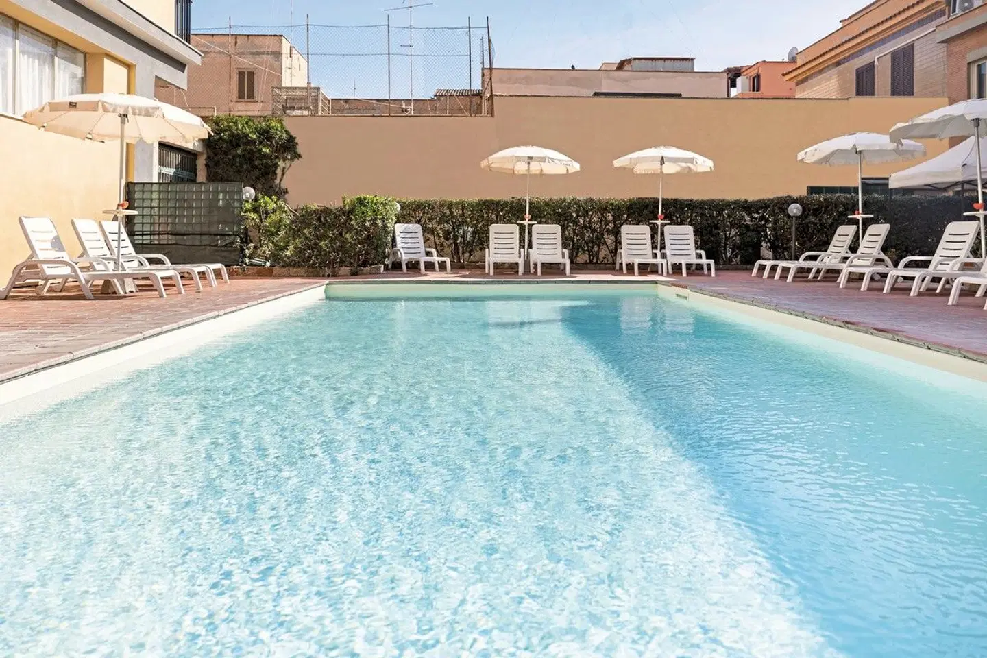 Villa Margherita OUTDOOR_POOL
