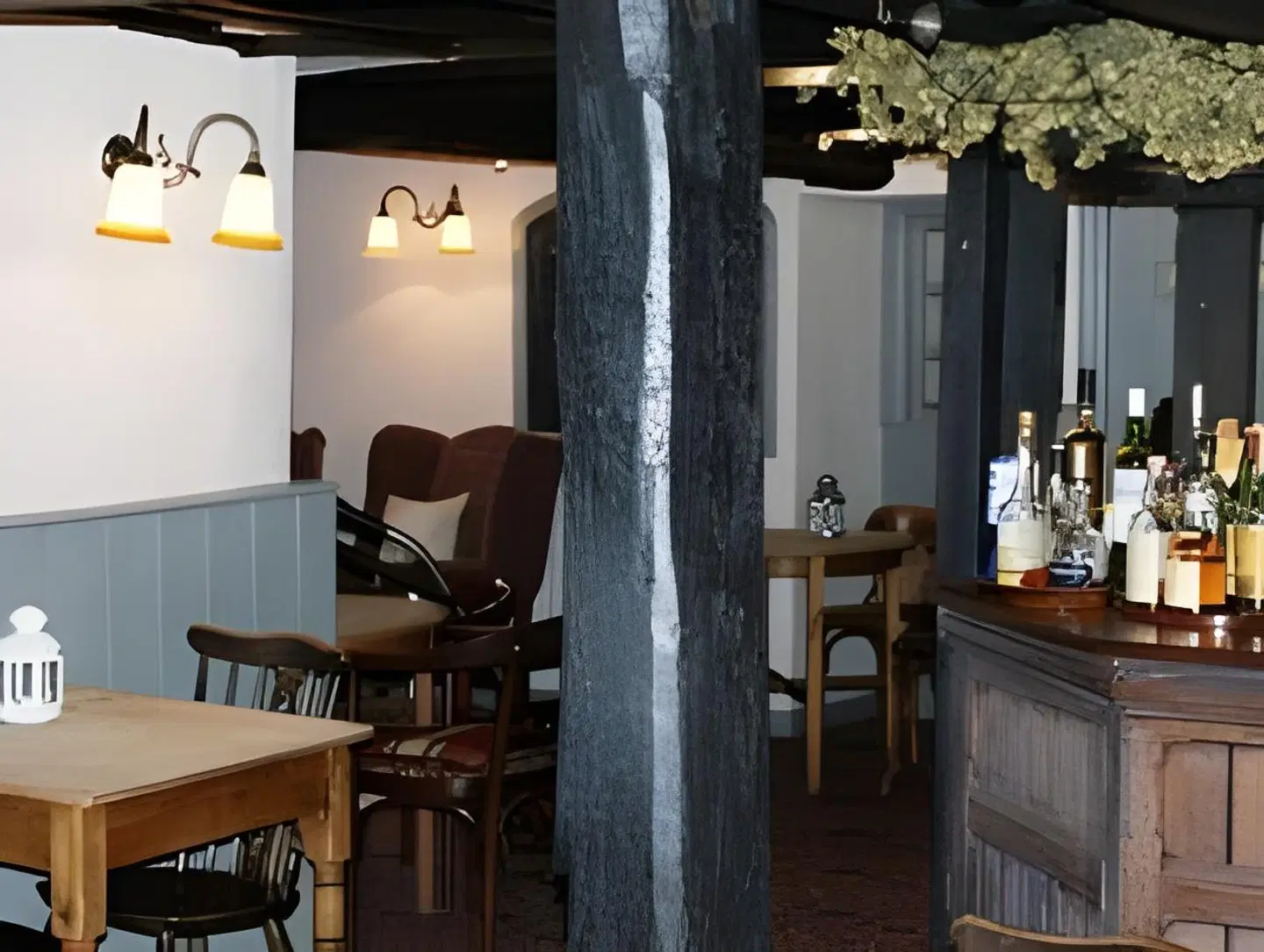 Old Black Lion Bar