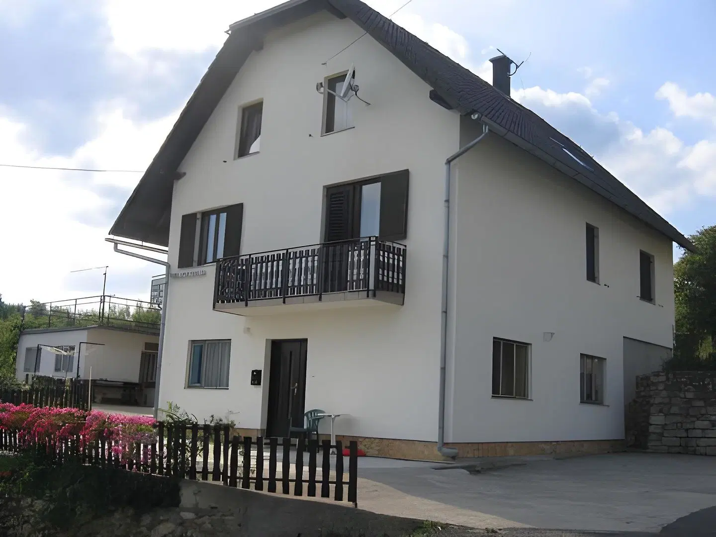 Guest House Aurora EXTERIOR