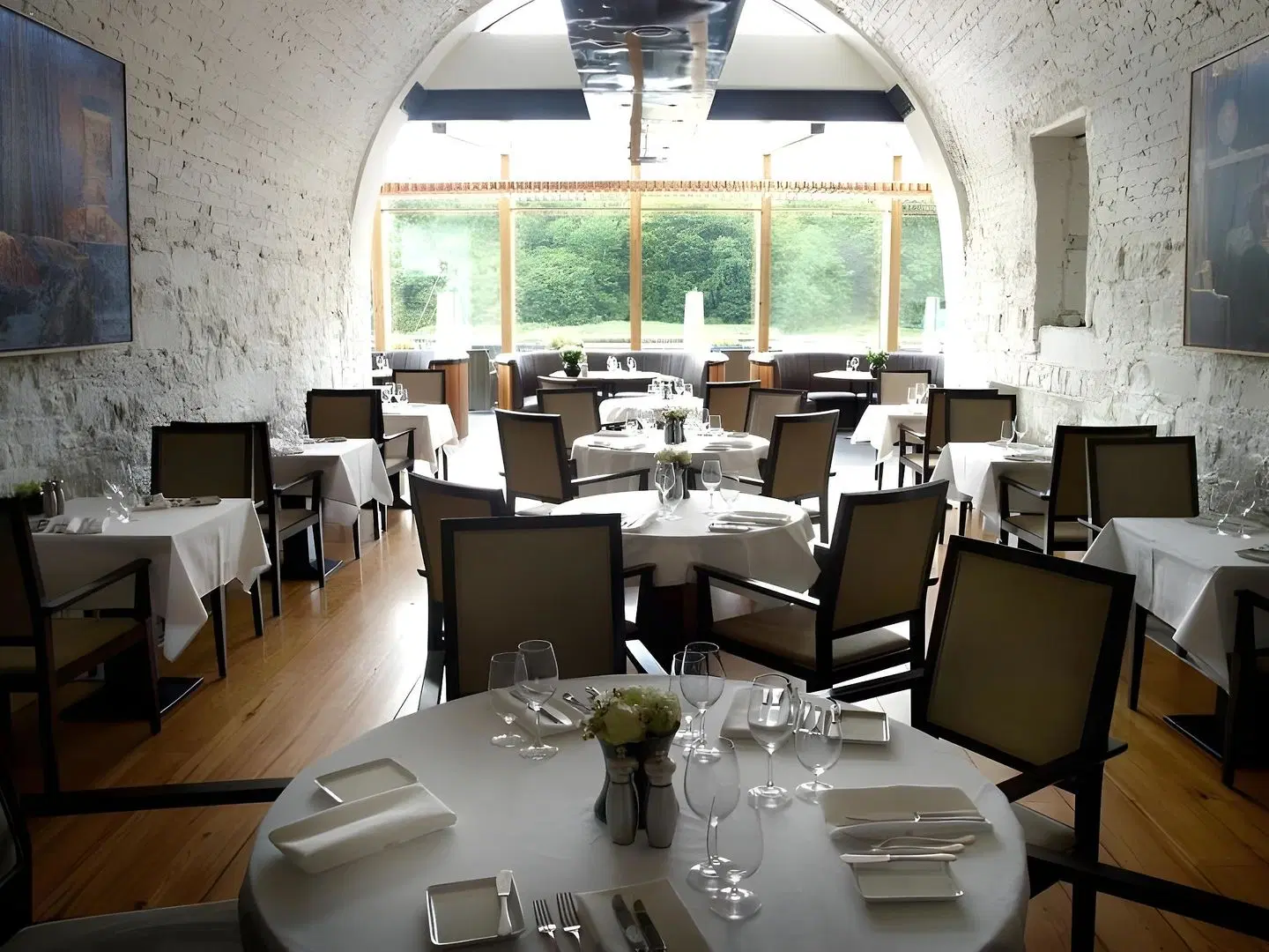 Ice House Hotel Restaurant