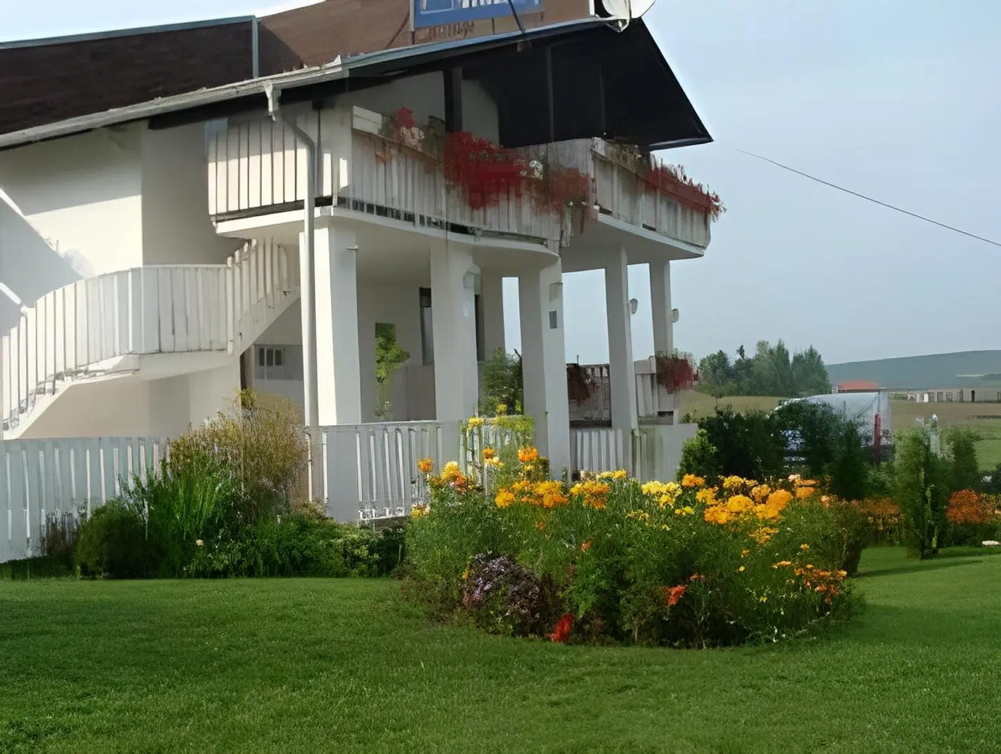 House Zupan EXTERIOR