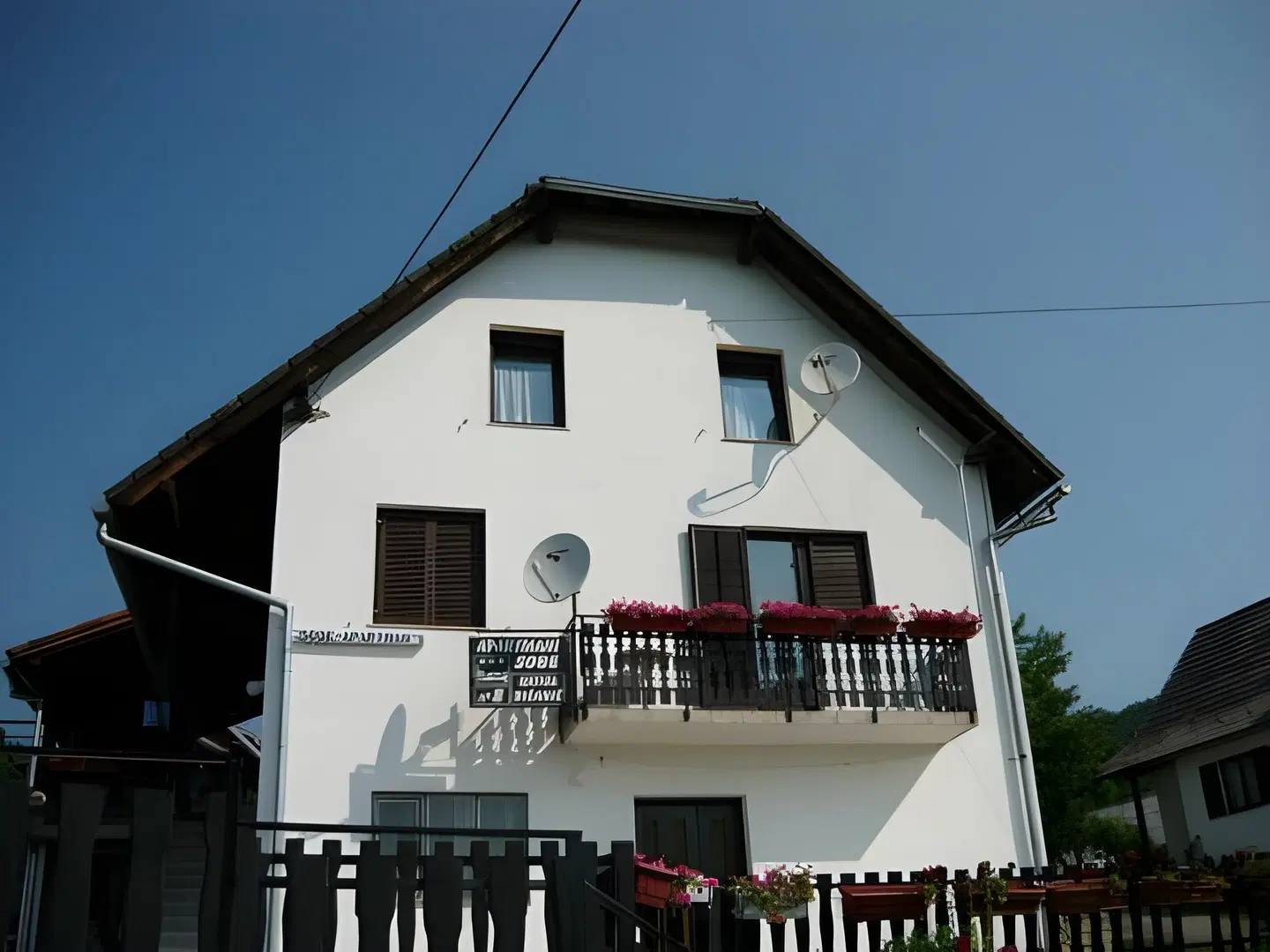 Guest House Aurora EXTERIOR