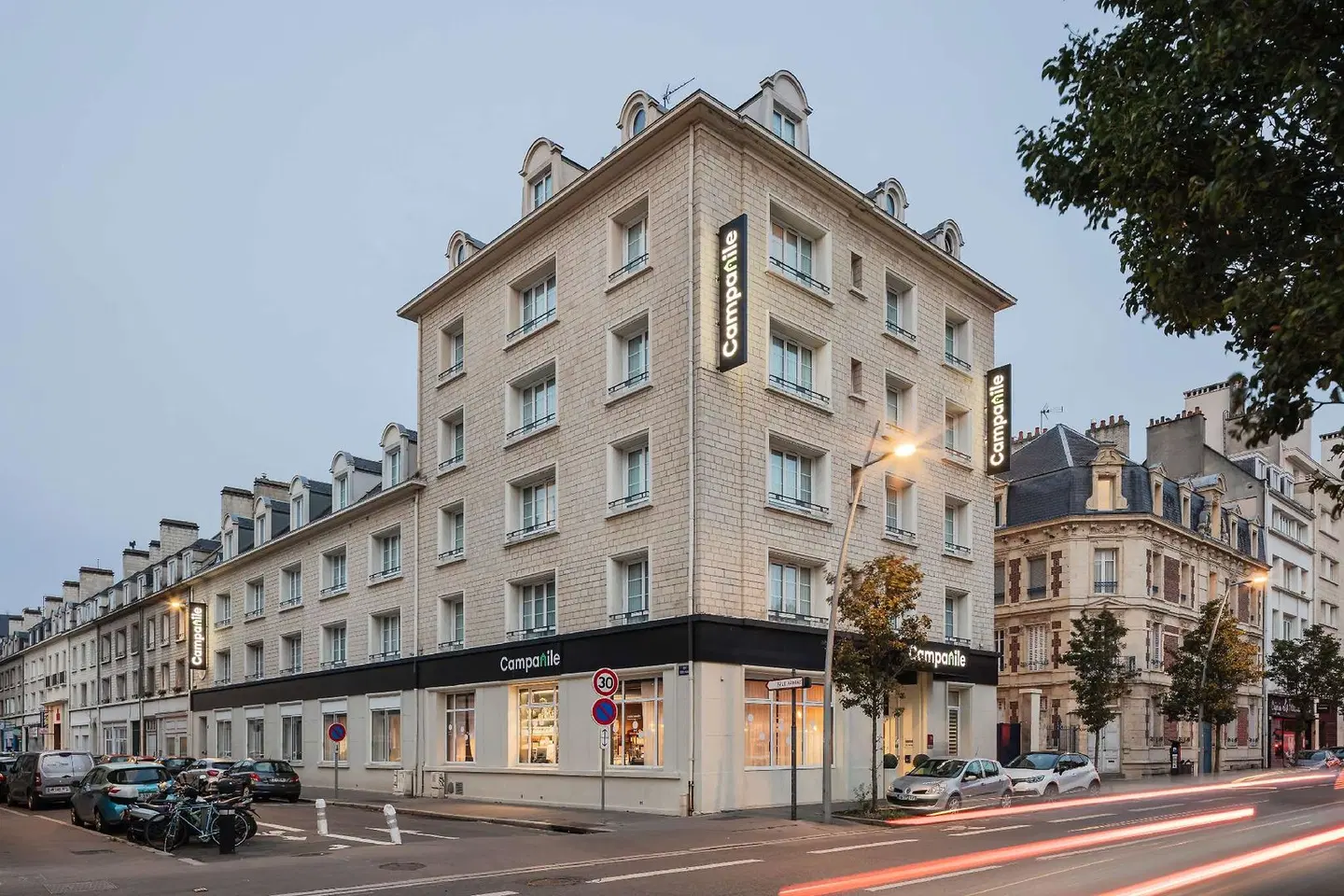 Campanile Caen Centre - Gare EXTERIOR