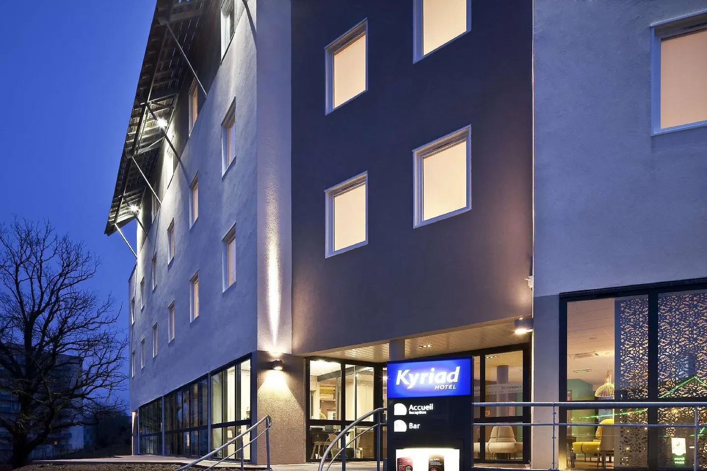 ibis Styles Gueret EXTERIOR