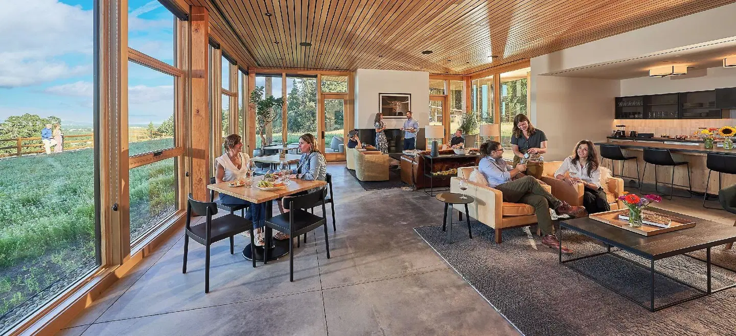 Inn the Ground Restaurant
