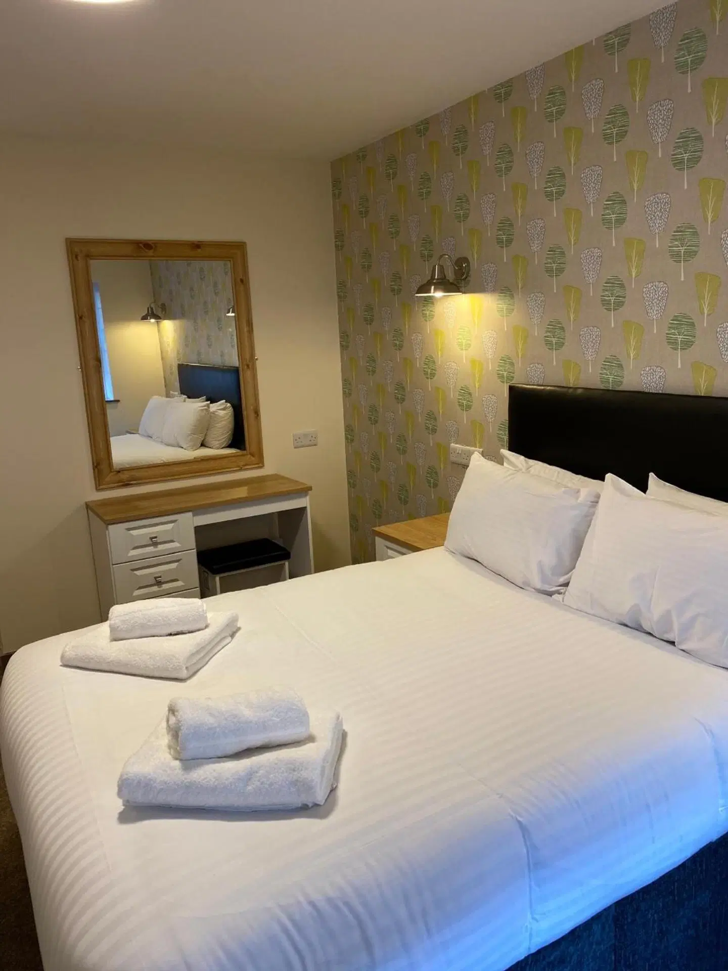 The Bournbrook Inn ROOM_EXAMPLE