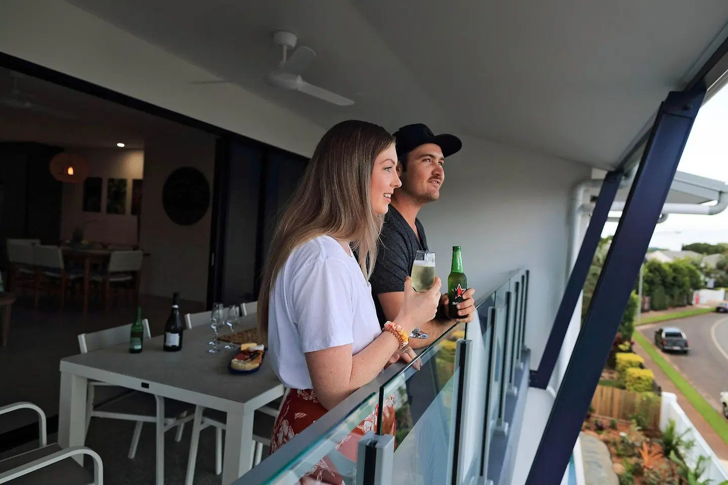 Valle Vista Luxury Apartments Bar