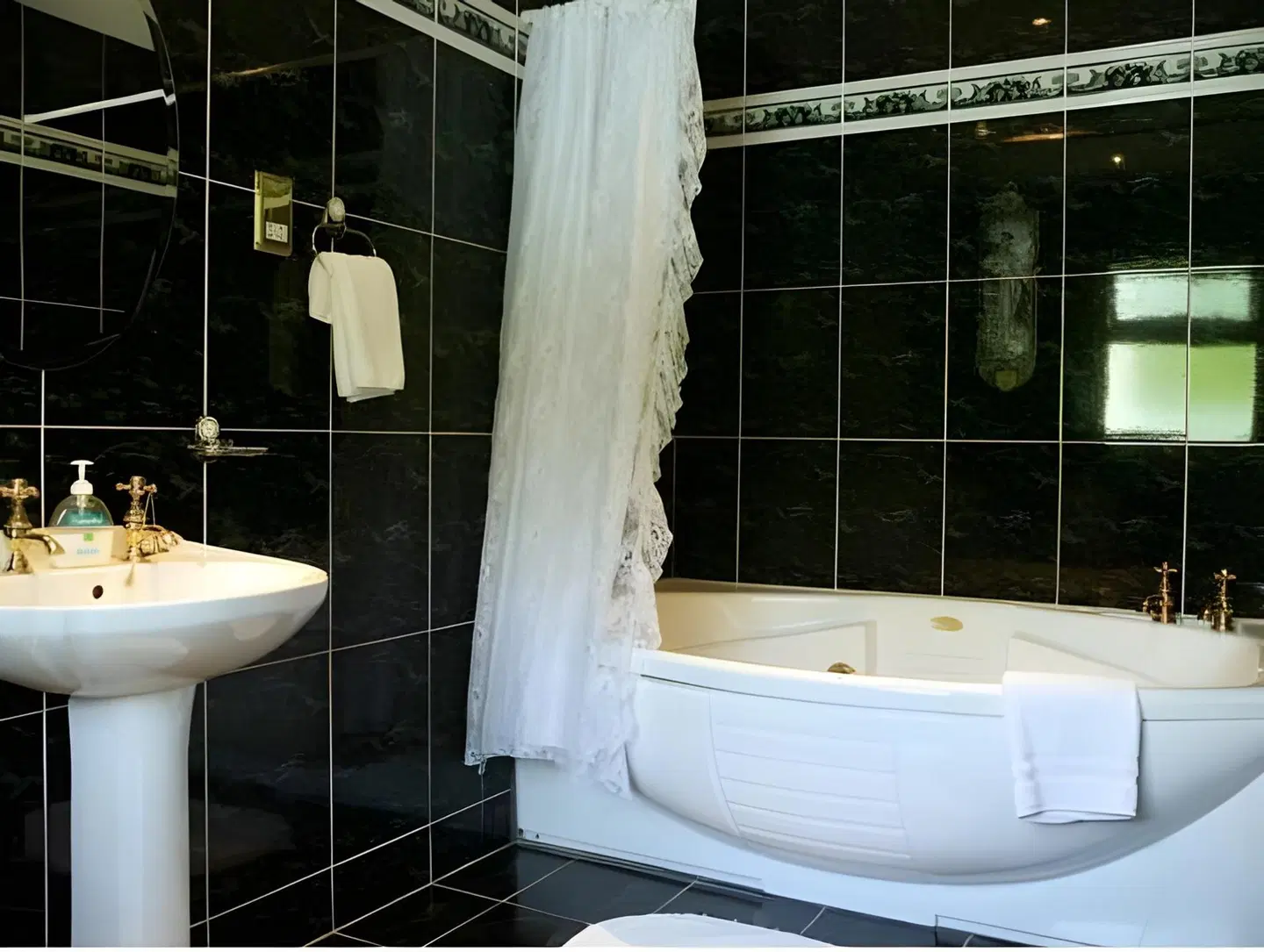 Hanora's Cottage Guesthouse and Restaurant Badezimmer