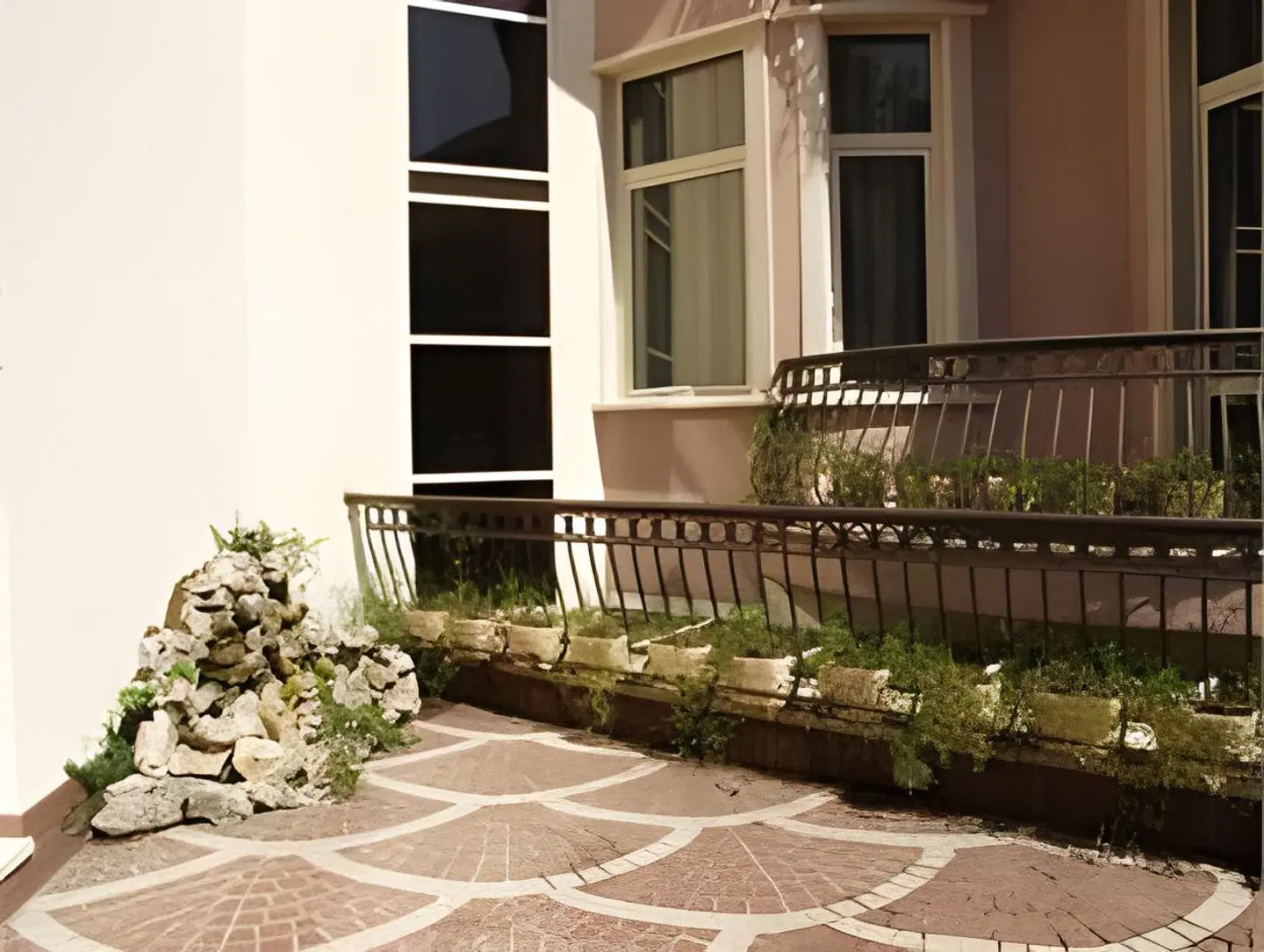 Art 'Otel Terrasse