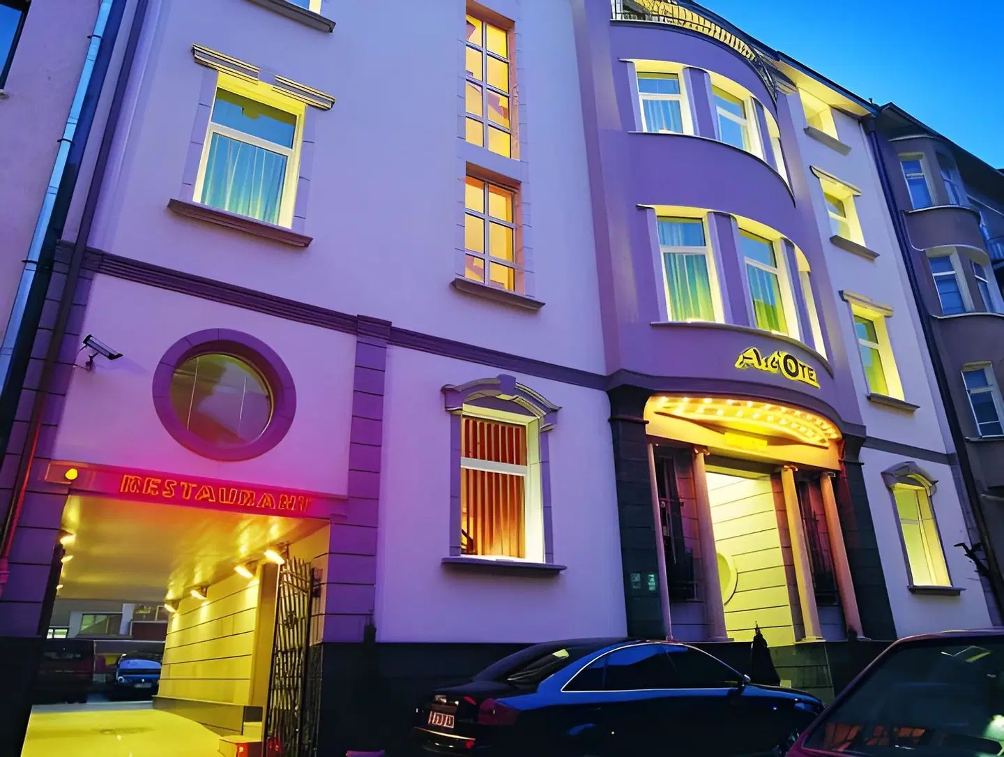 Art 'Otel EXTERIOR