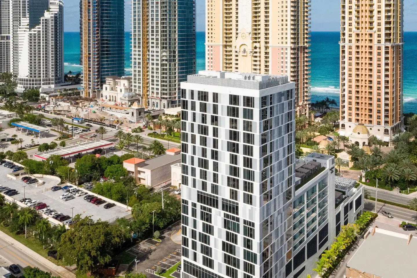 Residence Inn by Marriott Miami Sunny Isles Beach EXTERIOR