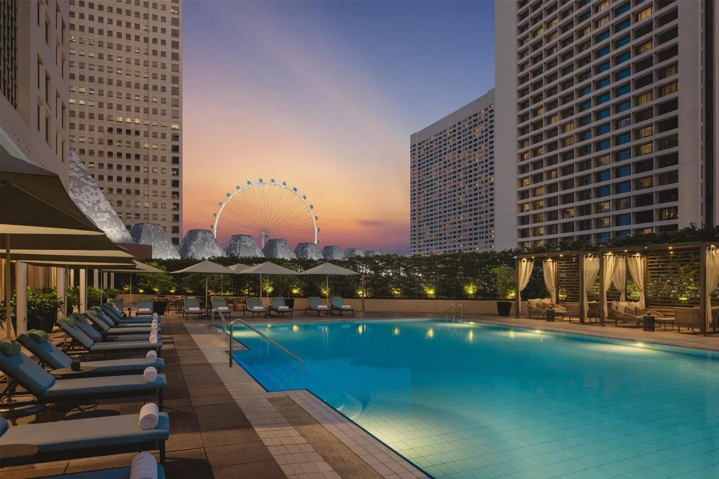 Conrad Singapore Marina Bay OUTDOOR_POOL