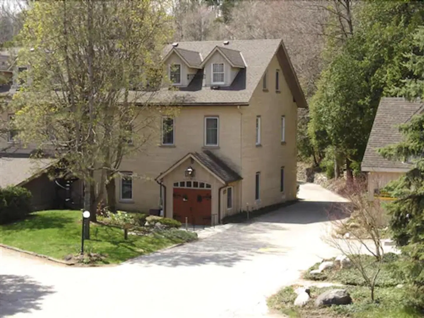 Benmiller Inn & Spa EXTERIOR