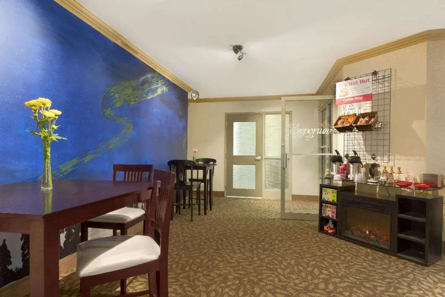 NOVA INN YELLOWKNIFE ROOM_EXAMPLE