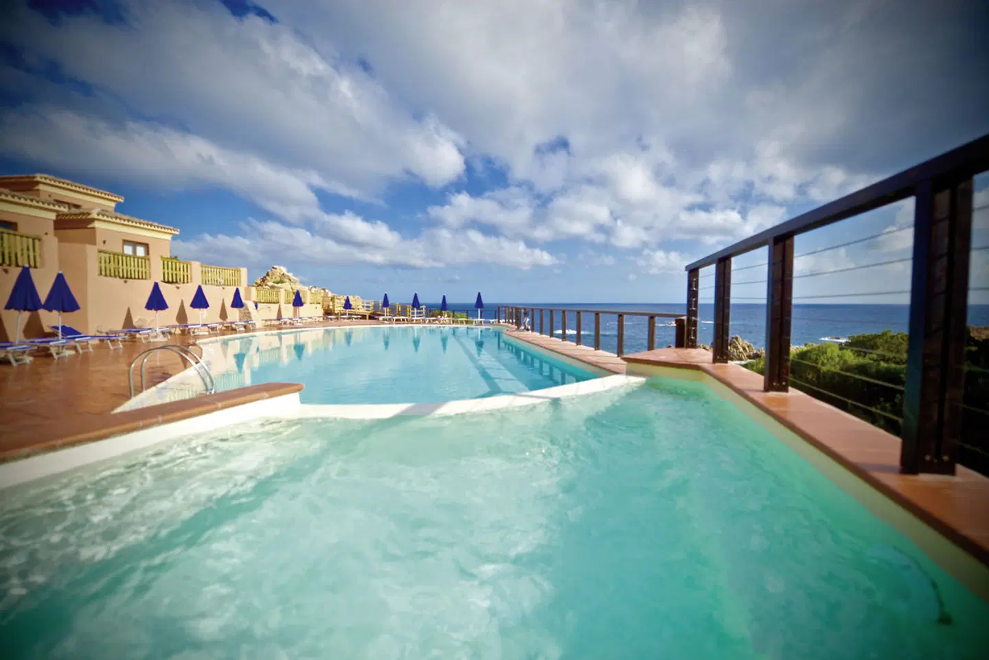 Hotel Costa Paradiso OUTDOOR_POOL