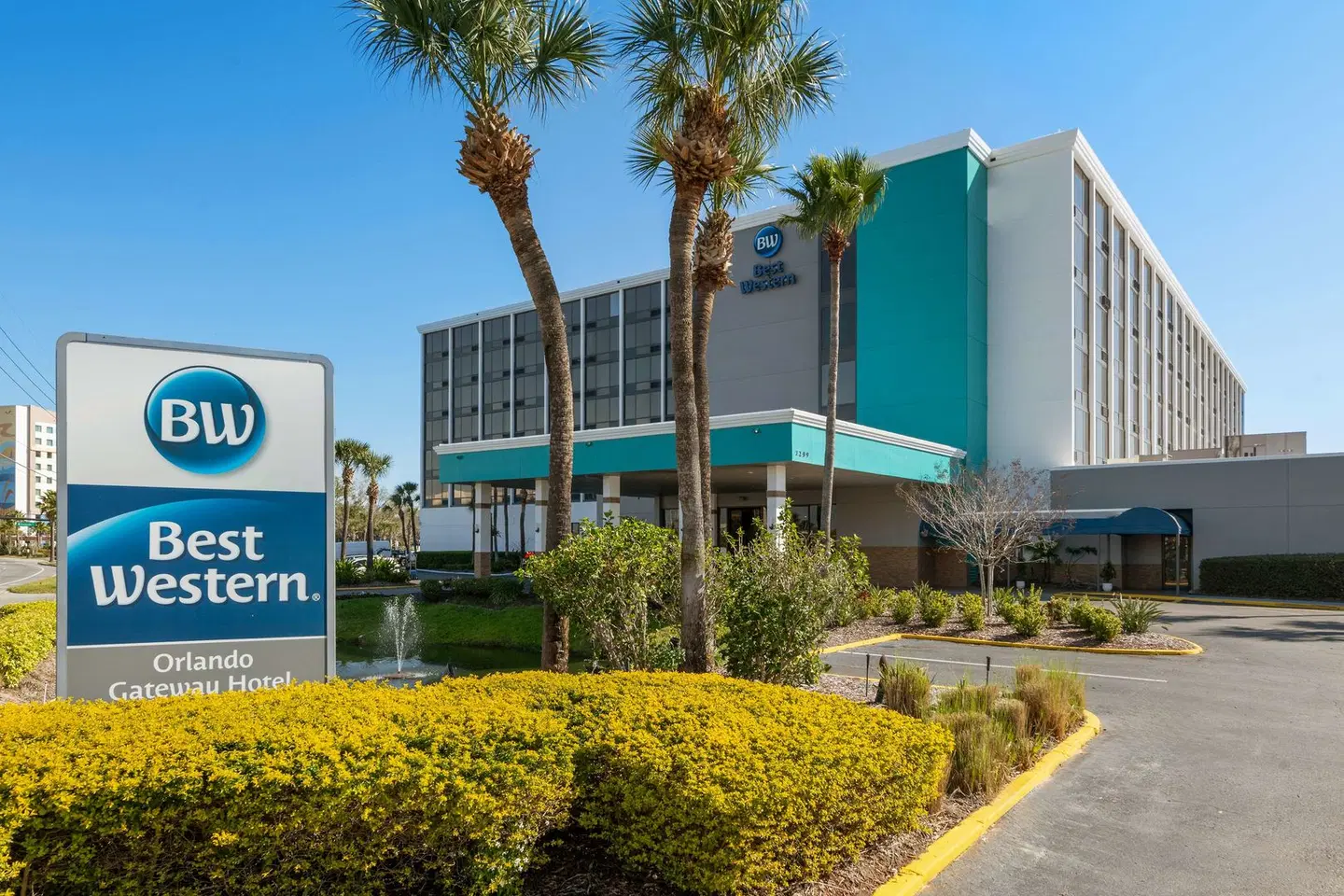 Best Western Orlando Gateway EXTERIOR