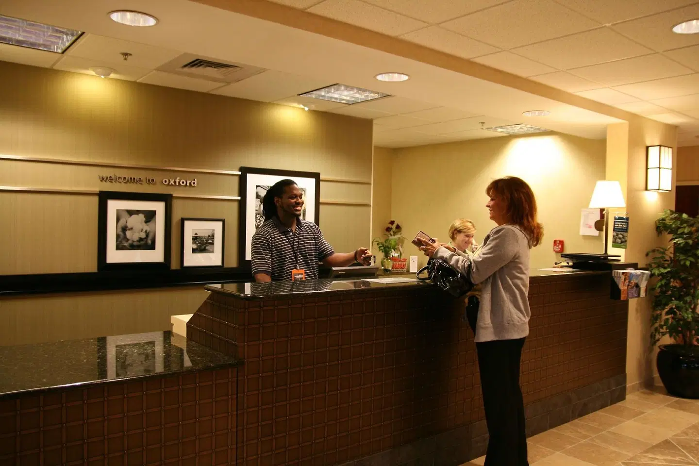 Hampton Inn & Suites Oxford-Anniston Bar