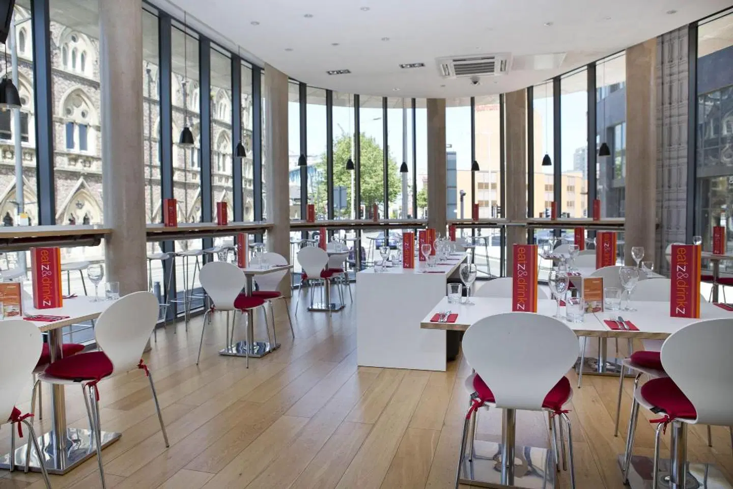 Four Points Flex by Sheraton Cardiff Restaurant