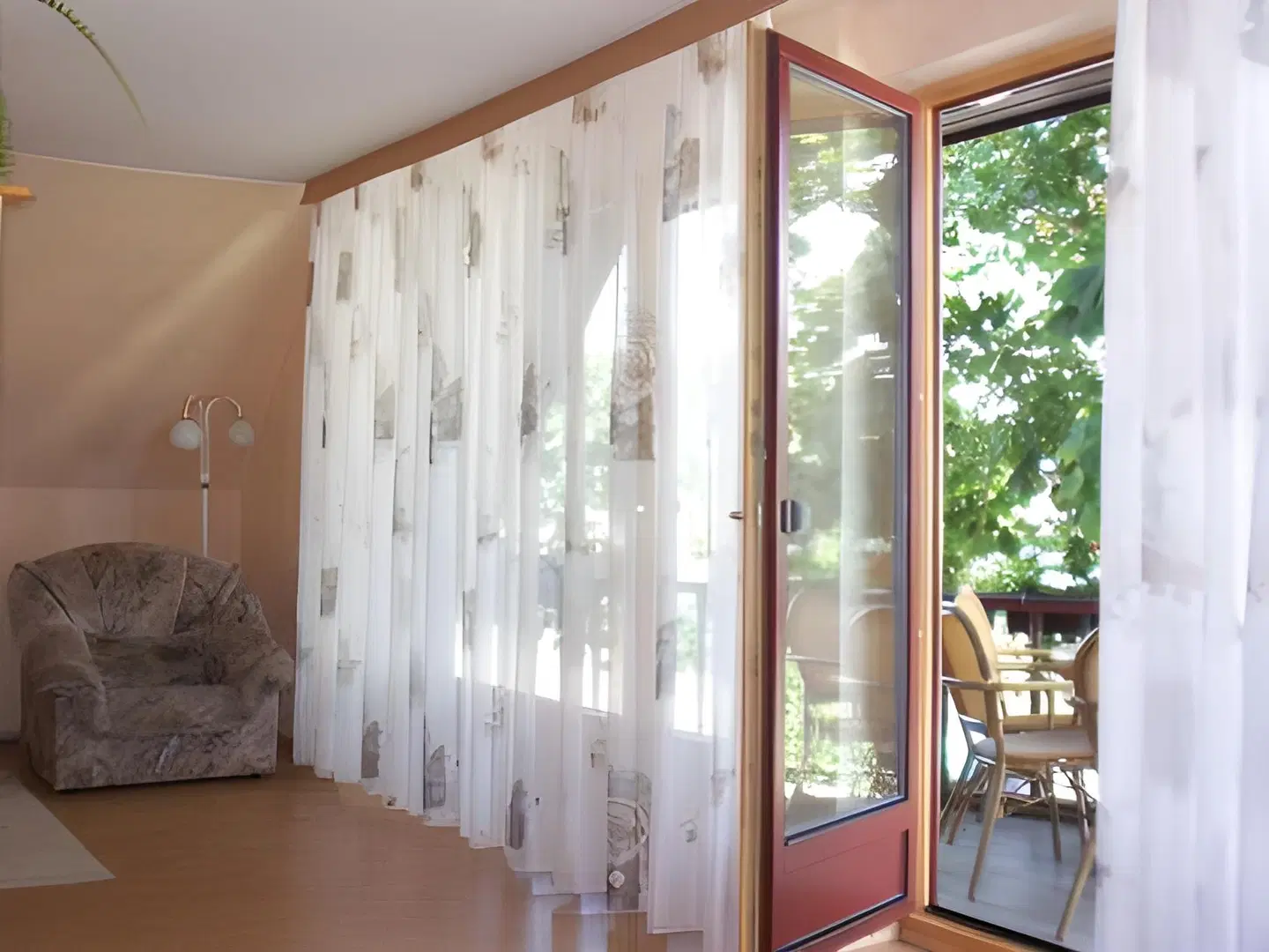 Po Kastonu ROOM_EXAMPLE