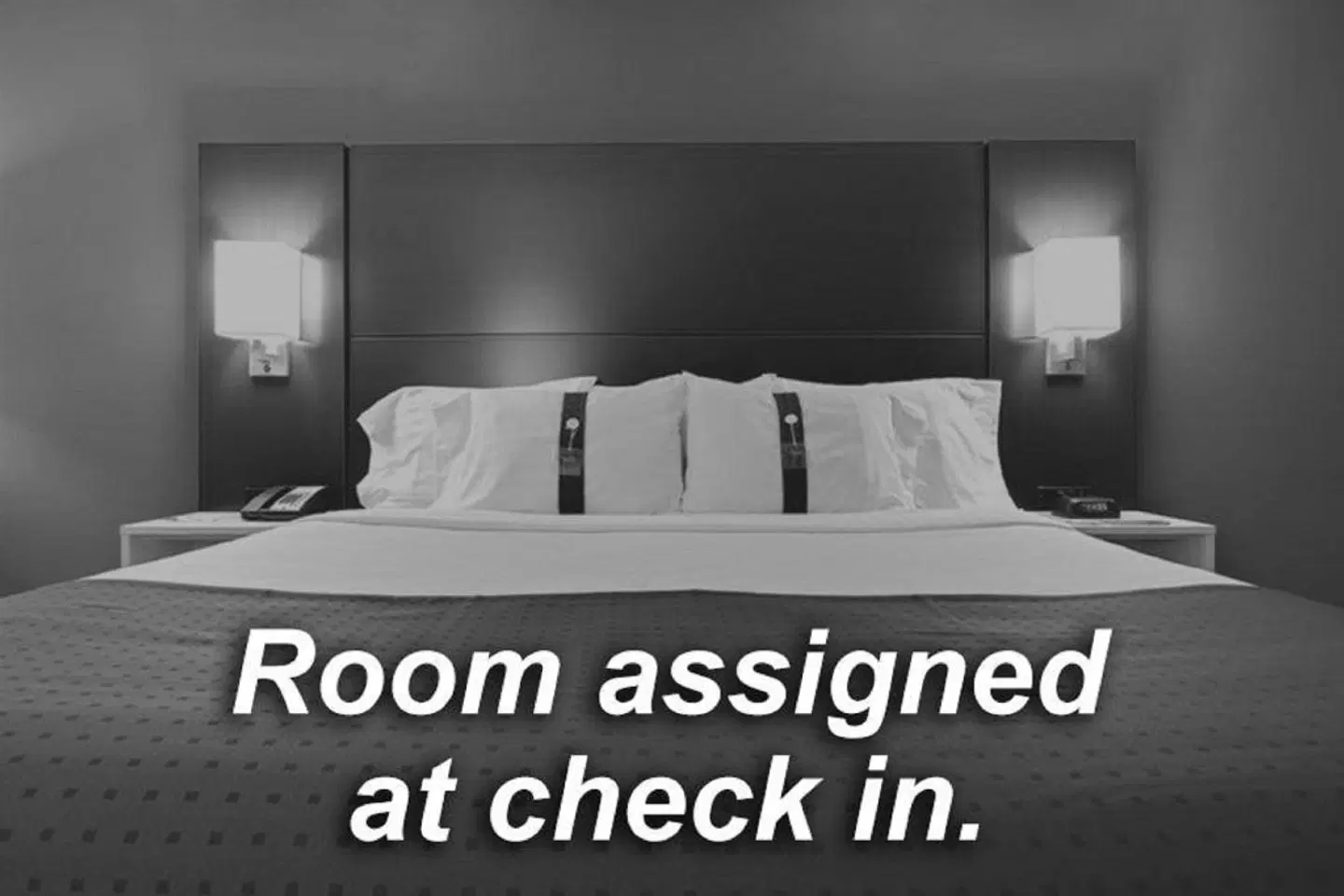 Holiday Inn Express & Suites Belgrade ROOM_EXAMPLE