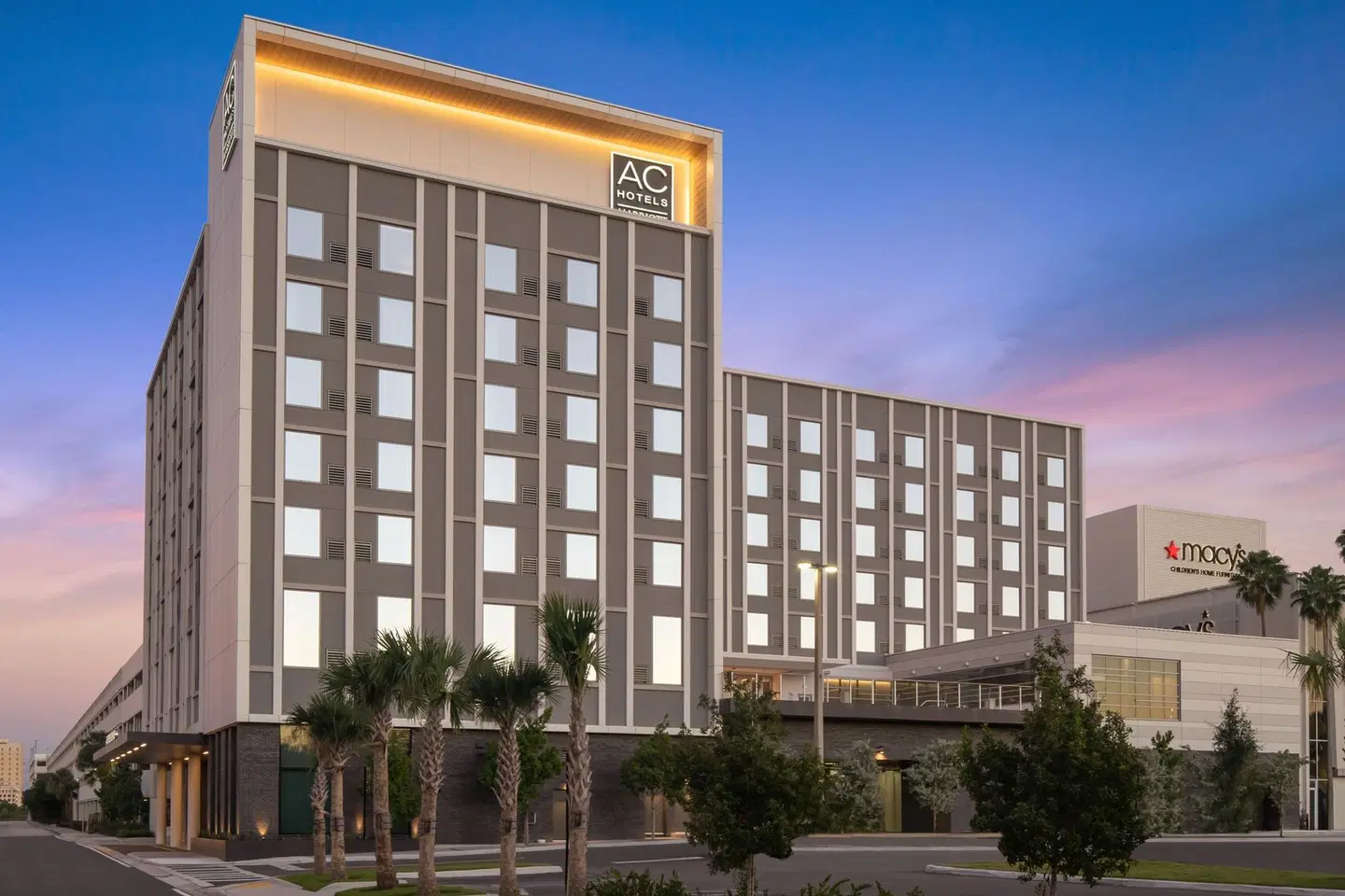 AC Hotel by Marriott Miami Dadeland EXTERIOR
