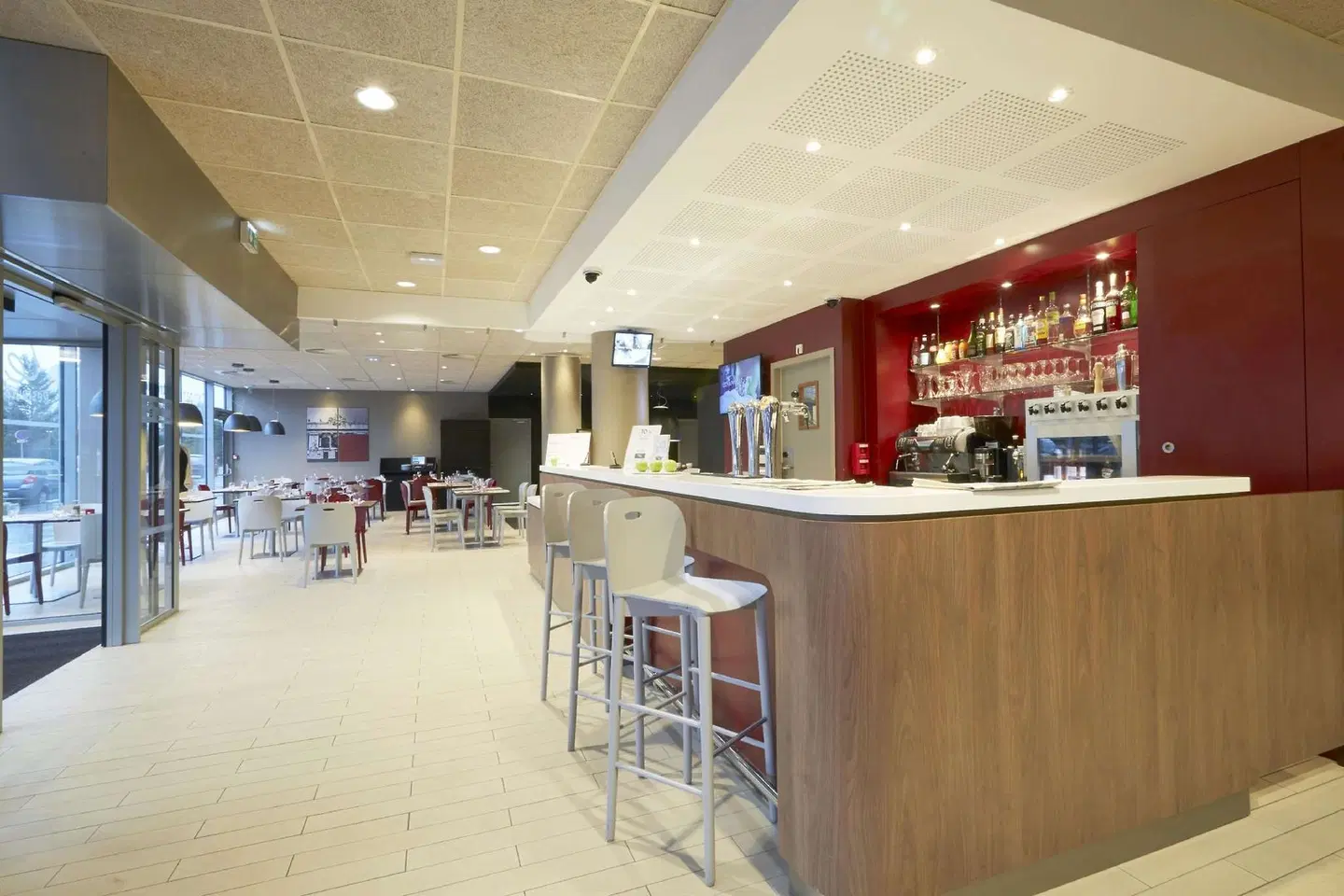 Campanile Lille Euralille Bar