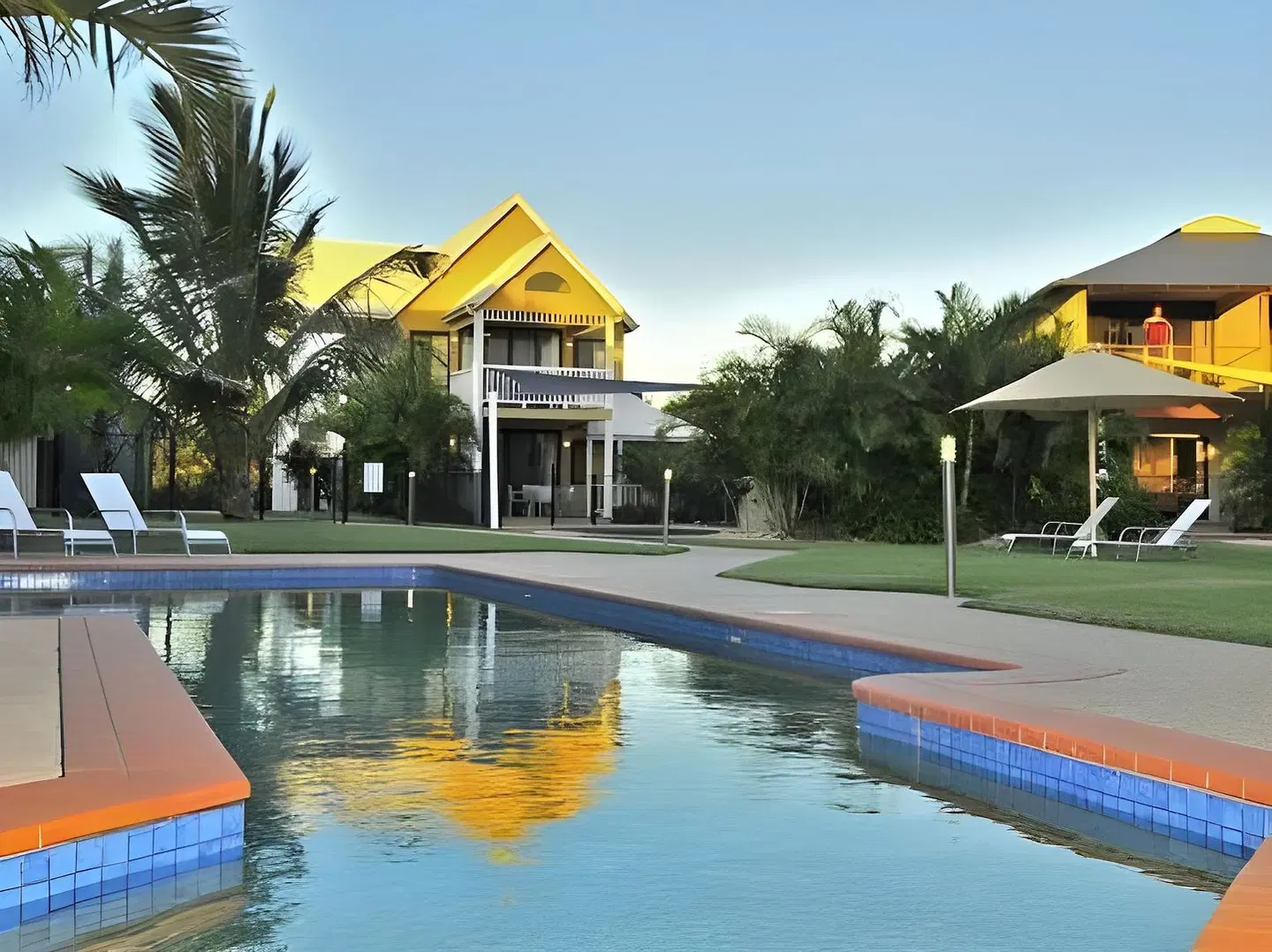 Edge on Beaches OUTDOOR_POOL