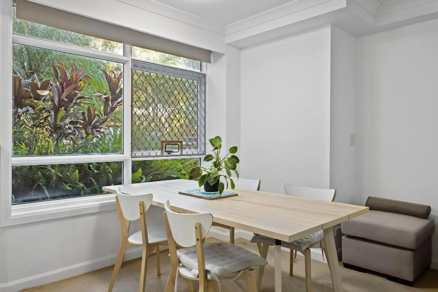Burleigh Mediterranean Resort ROOM_EXAMPLE