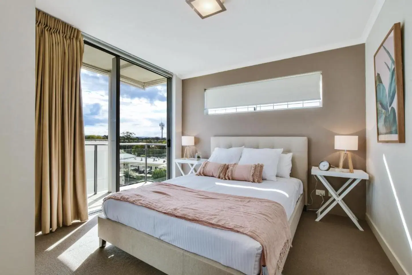 Horton Apartments ROOM_EXAMPLE