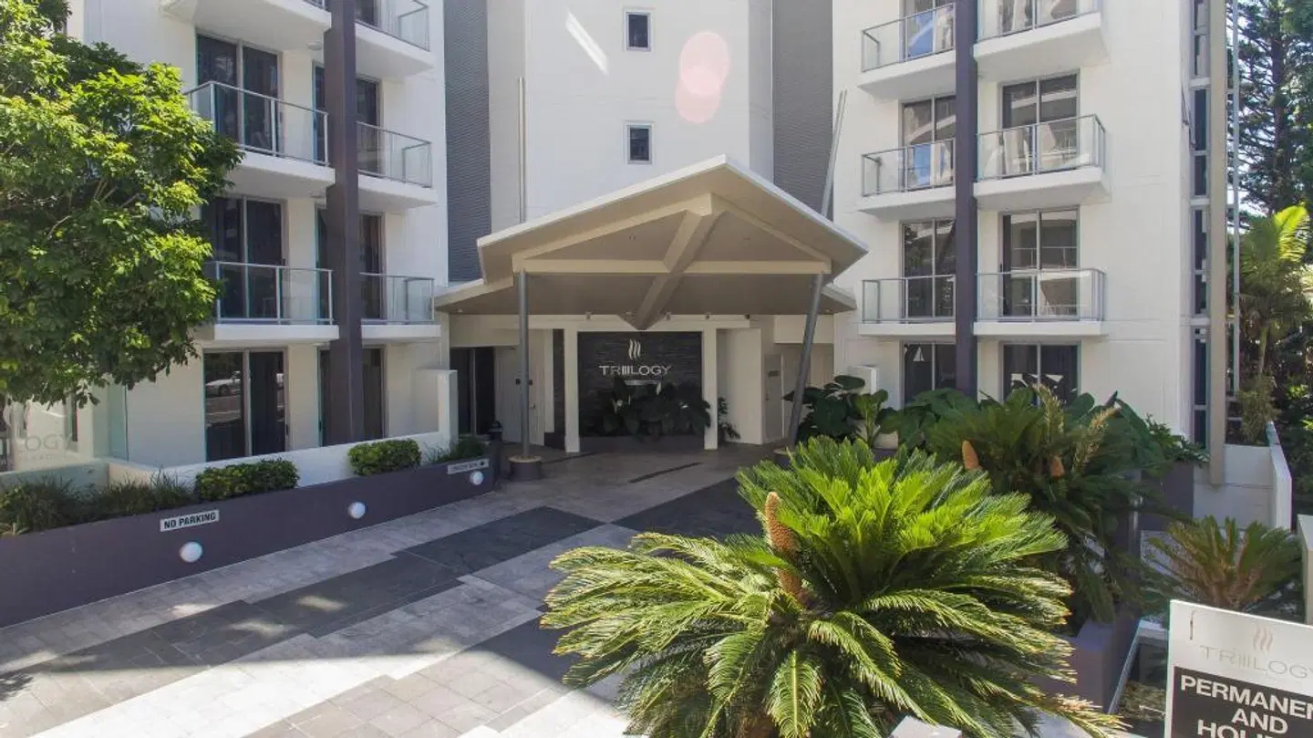 Trilogy Surfers Paradise EXTERIOR