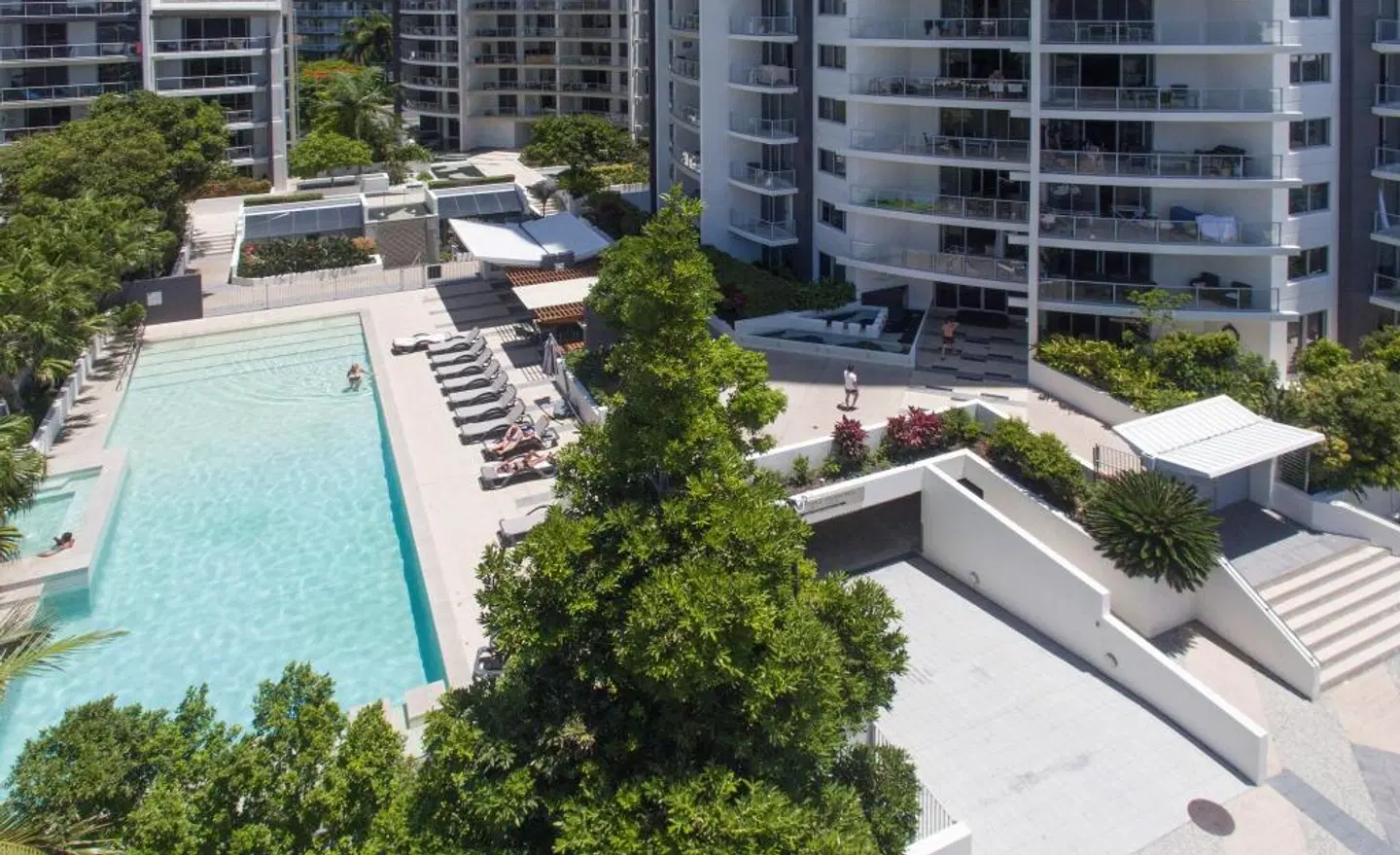 Trilogy Surfers Paradise EXTERIOR