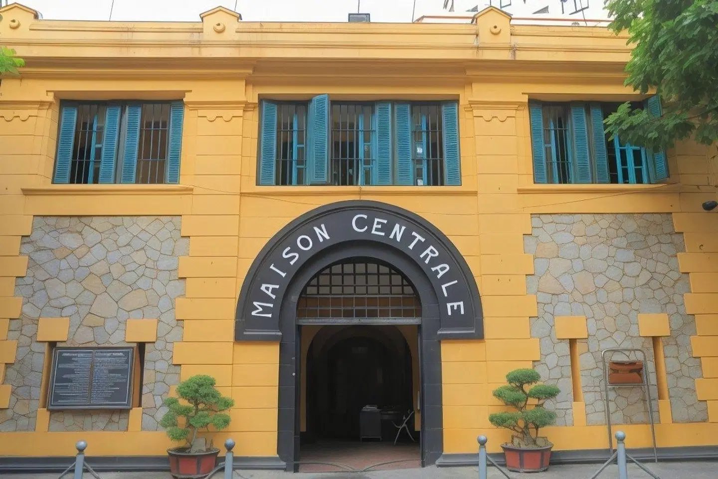 Rising Dragon Legend Hotel EXTERIOR