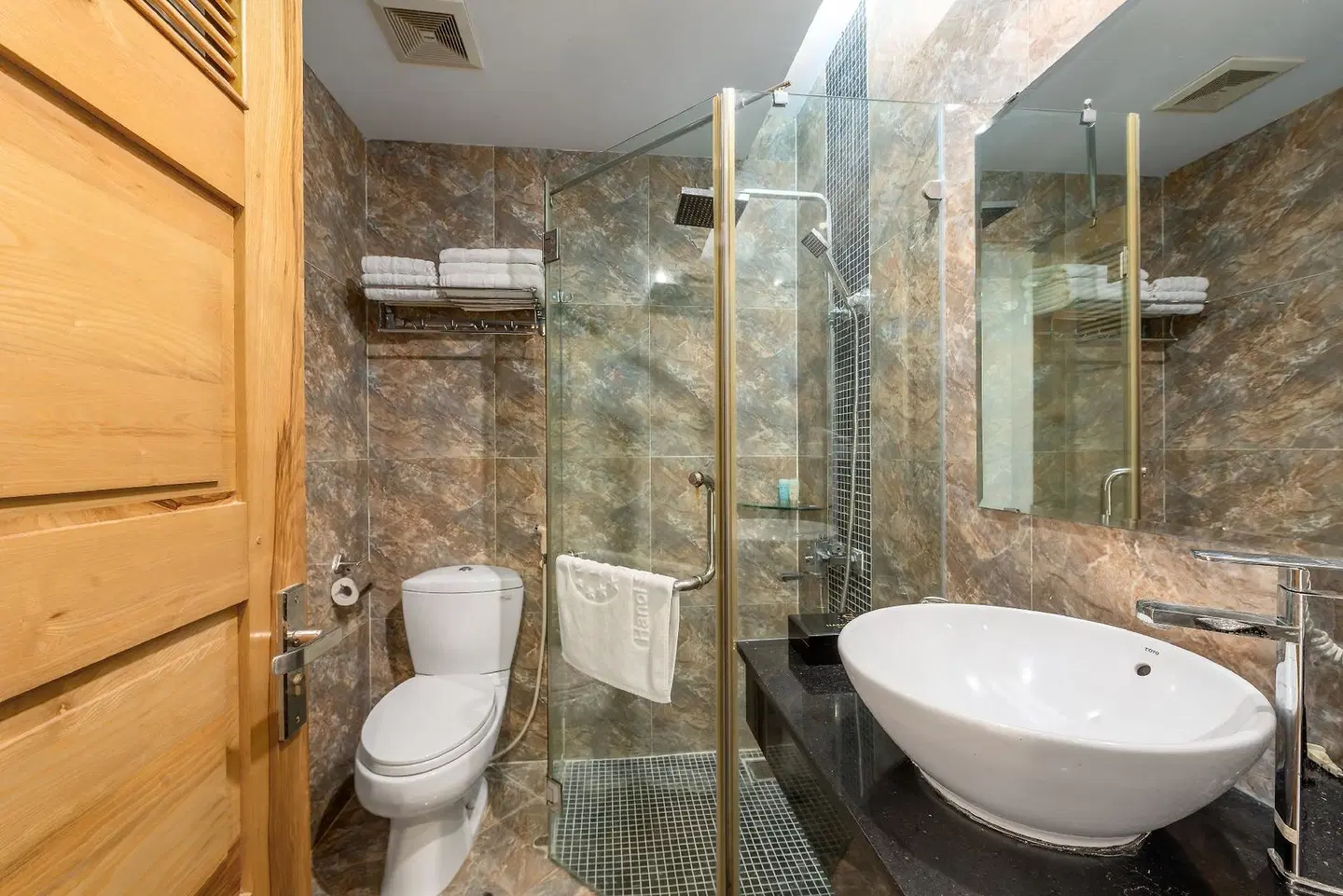 Hanoi Sky Hotel Badezimmer