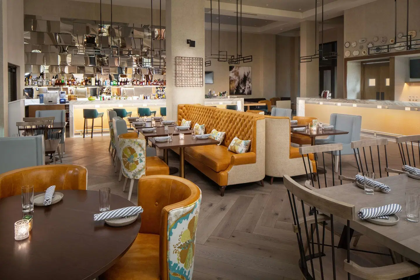 Canopy by Hilton Charlotte Southpark Bar