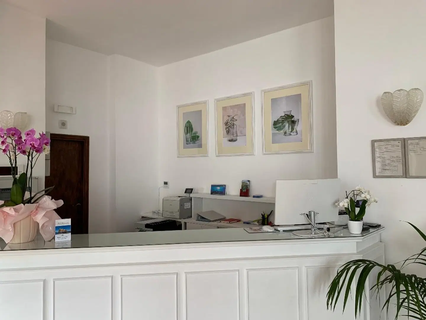 Conte ROOM_EXAMPLE
