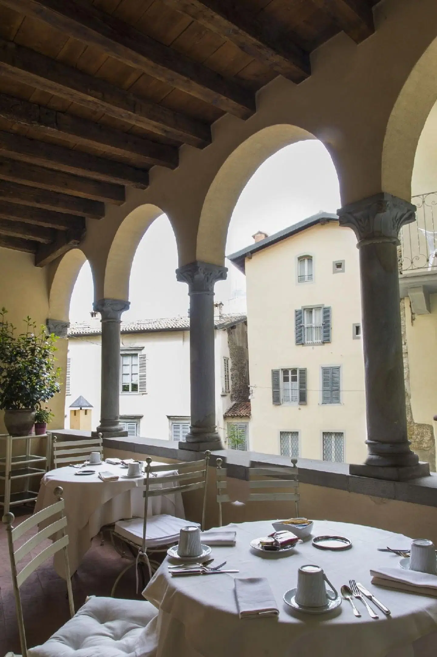 Piazza Vecchia LOUNGE_LOBBY