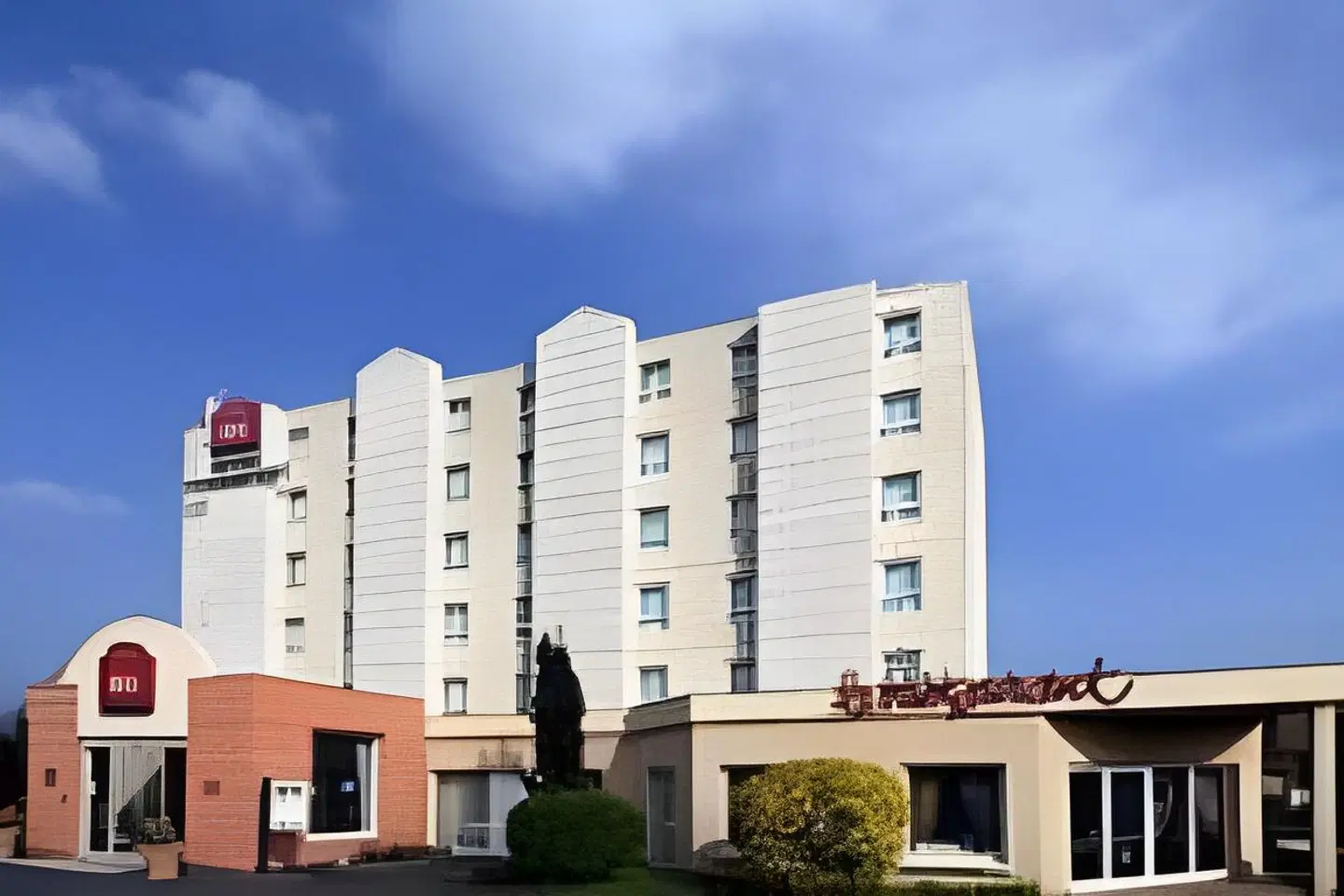 ibis Clermont-Ferrand Sud Carrefour Herbet EXTERIOR