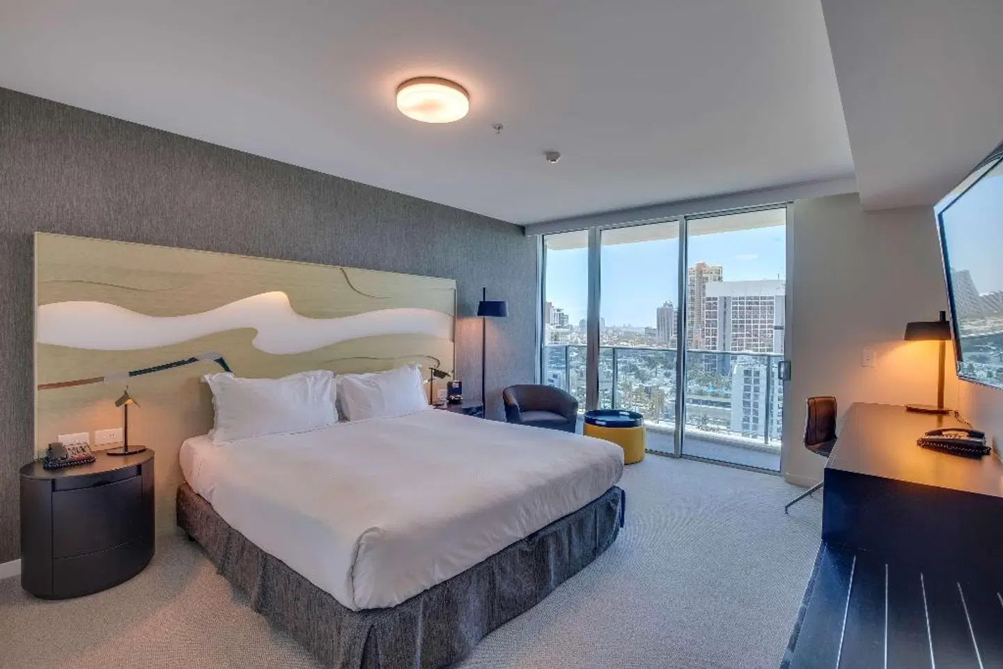 Hilton Surfers Paradise Hotel & Residences ROOM_EXAMPLE