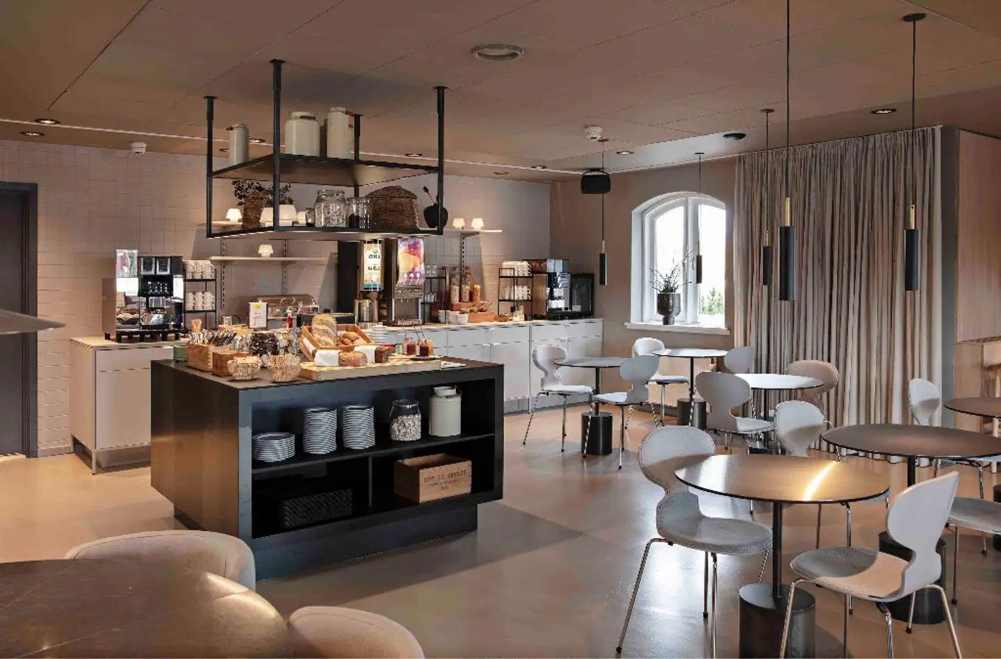 Four Points Flex by Sheraton Koge Restaurant