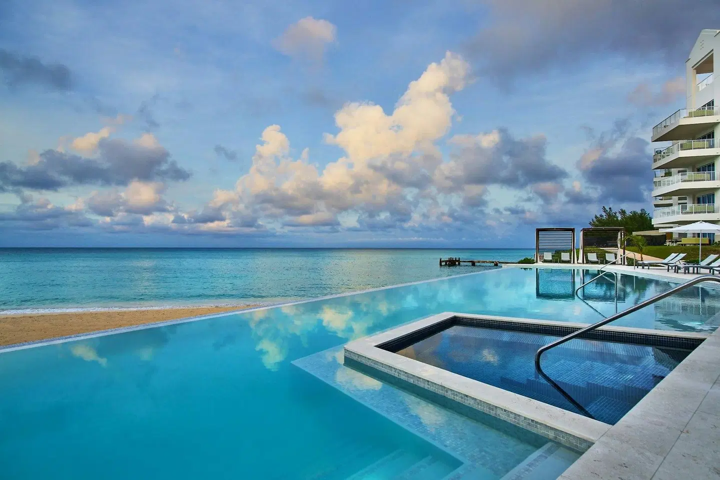 The Residences at The St. Regis Bermuda OUTDOOR_POOL