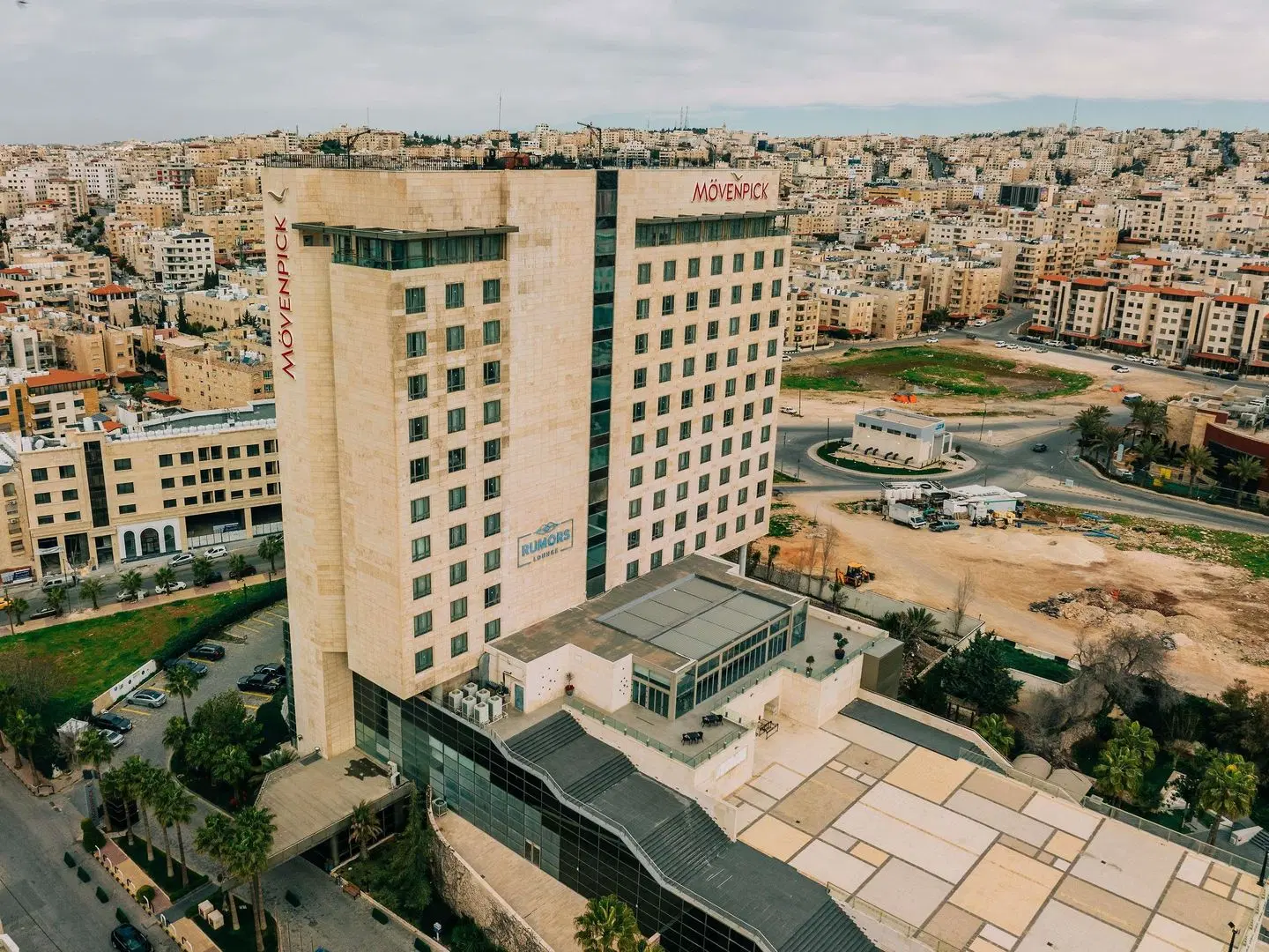Mövenpick Hotel Amman EXTERIOR
